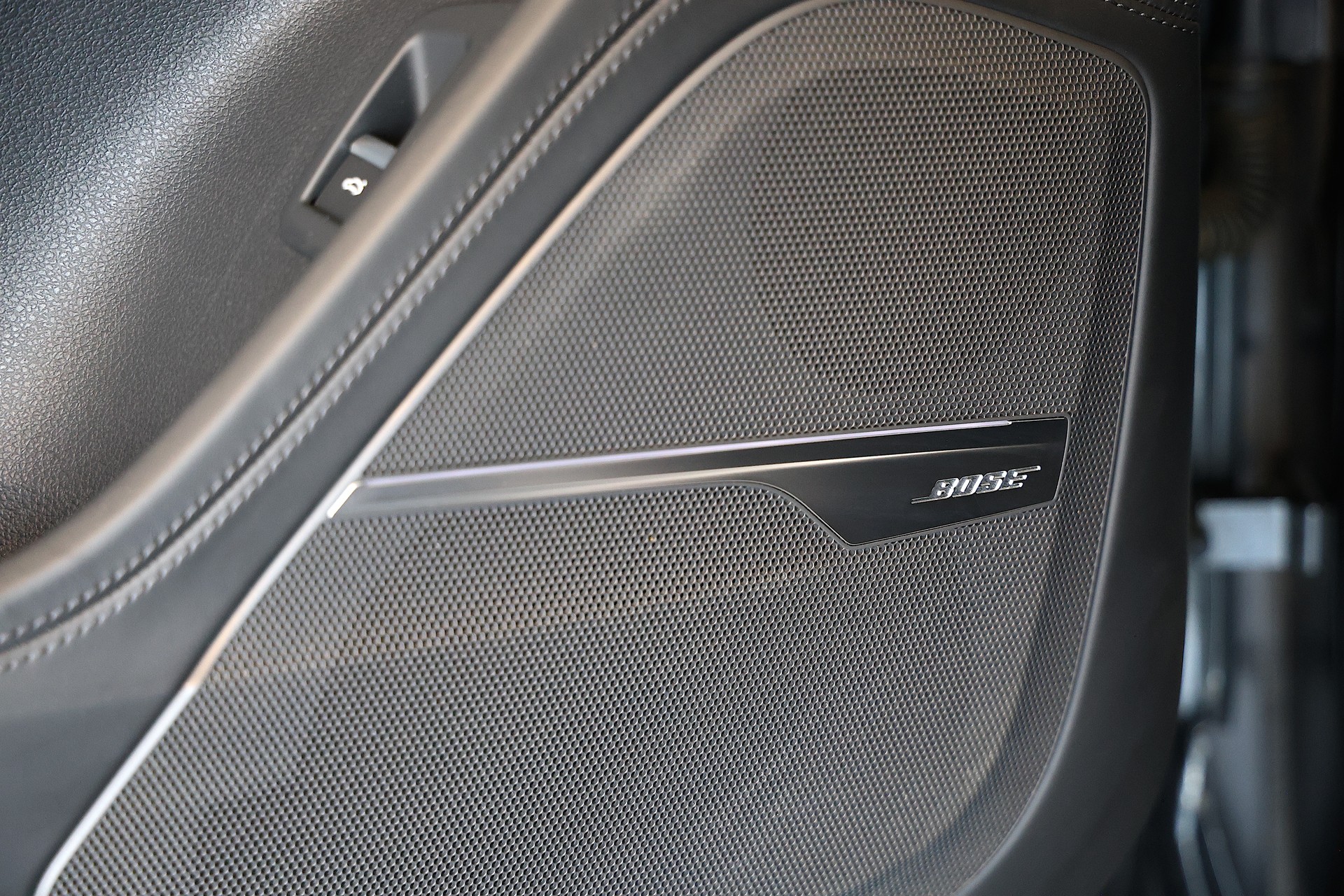 AUDI SQ7 4.0 V8 TDI quattro T-Tronic-image-19