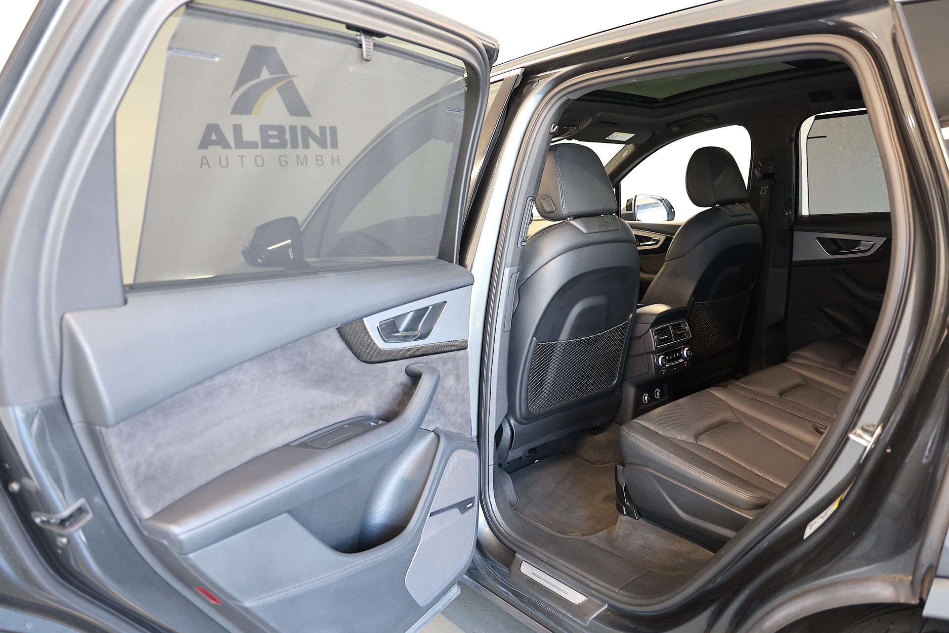 AUDI SQ7 4.0 V8 TDI quattro T-Tronic-image-14