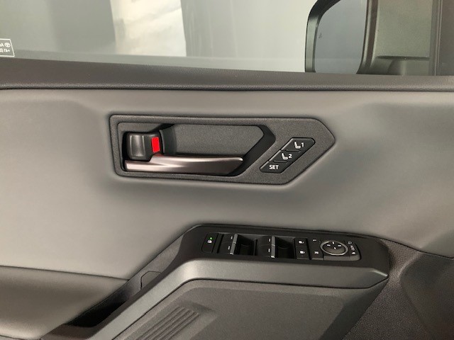 TOYOTA RAV-4 2.5 Plug-In-Hybrid Premium-image-15