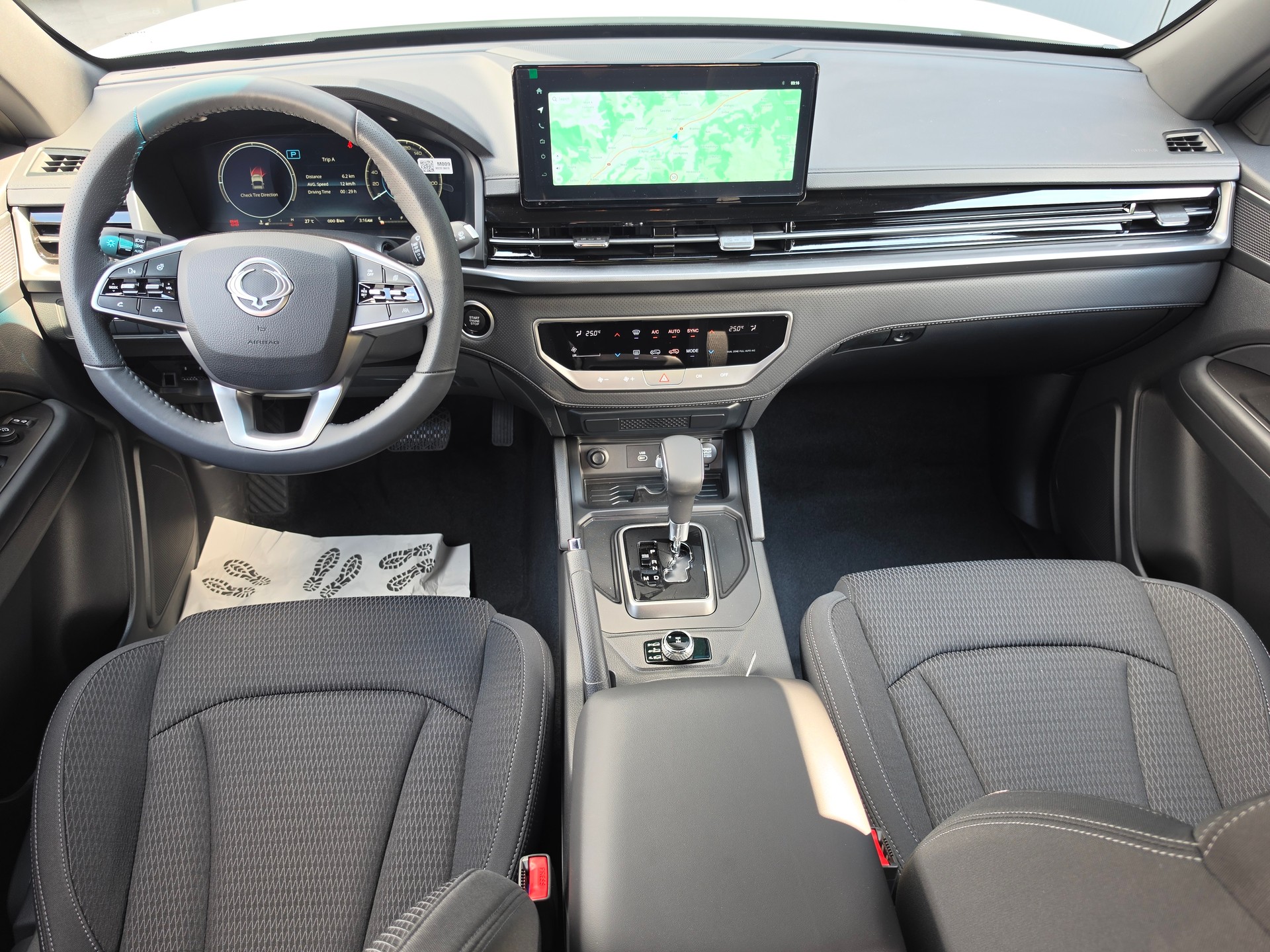 KGM-SsangYong Musso 2.2 Platinum 4WD A-image-4