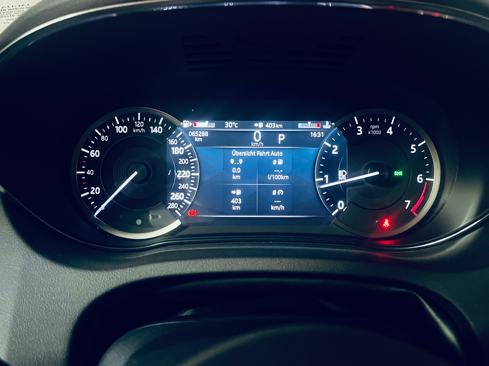 JAGUAR E-Pace 2.0 P250 R-Dynamic AWD-image-18