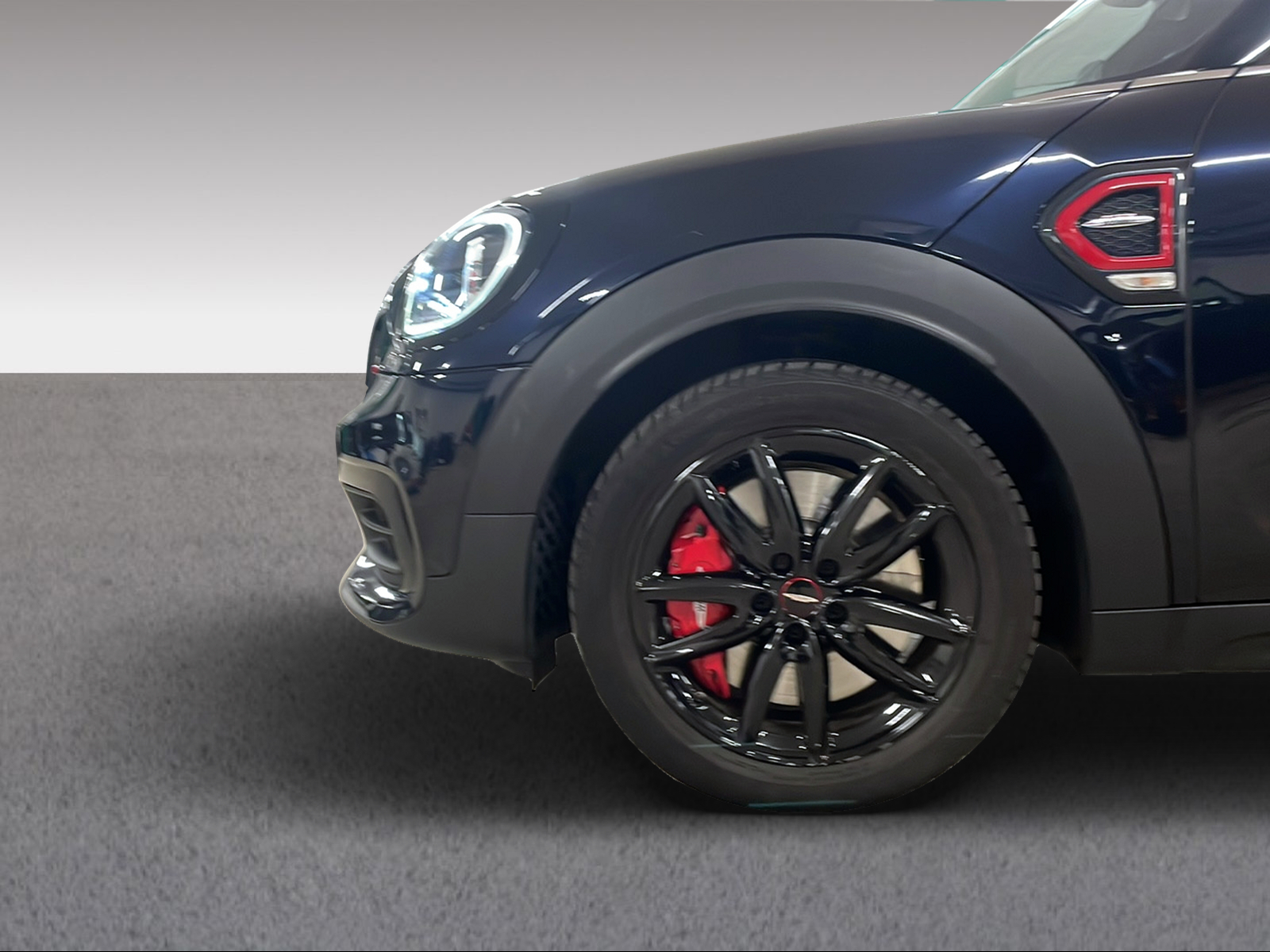 MINI Countryman F60 2.0i John Cooper Works ALL4-image-12