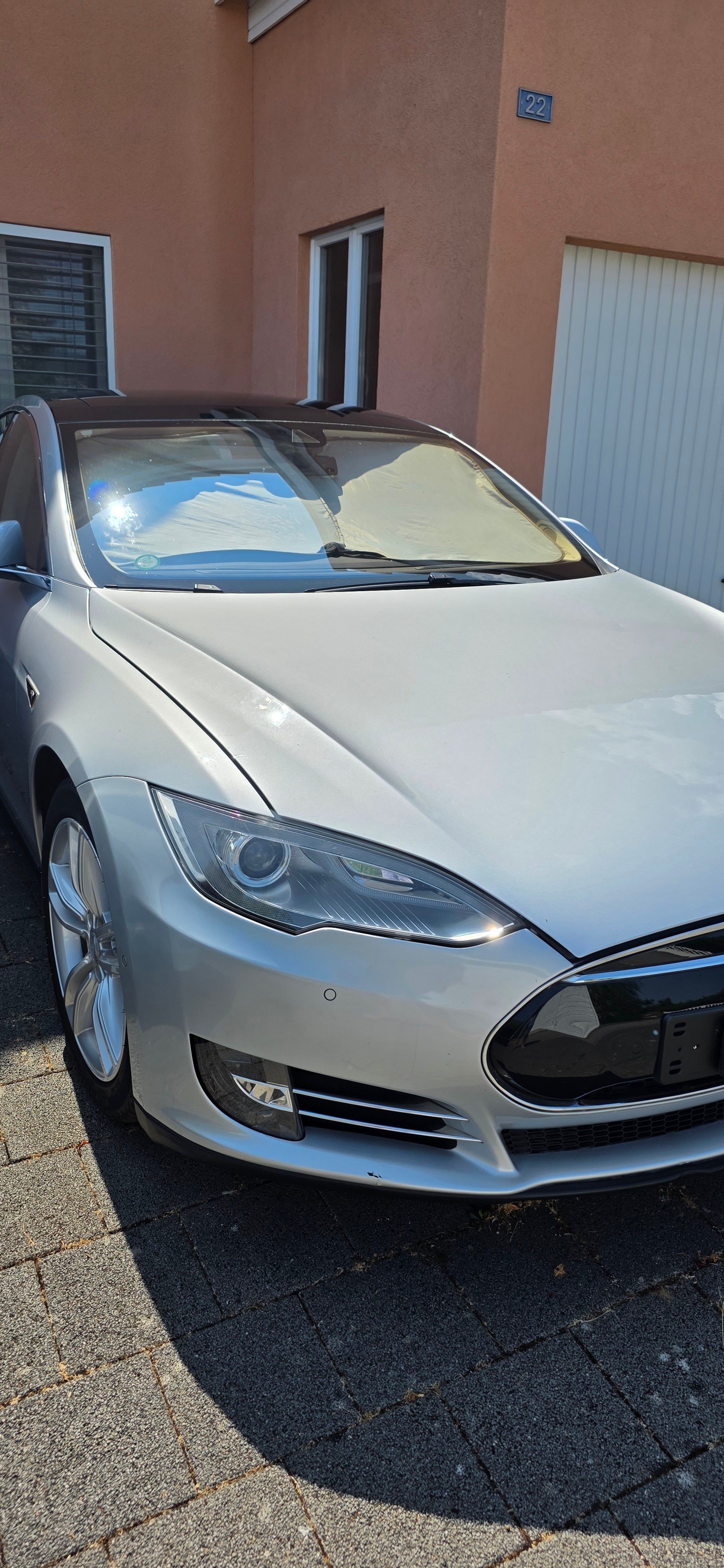 TESLA 85-image-4