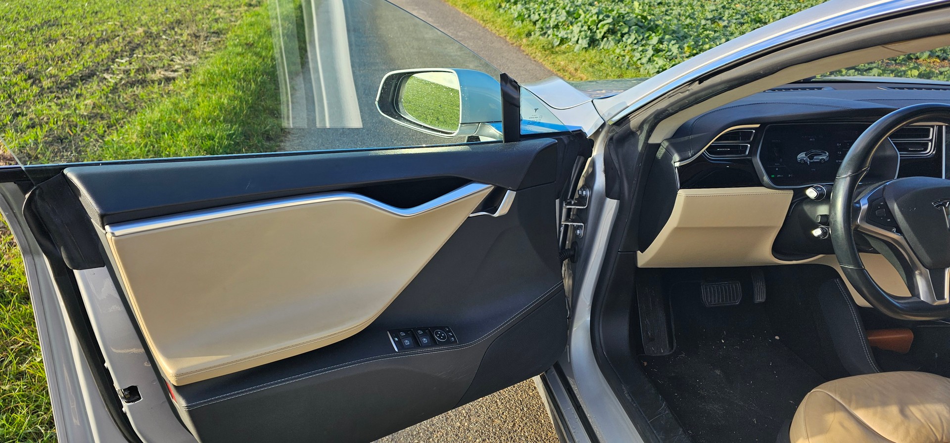TESLA 85-image-3