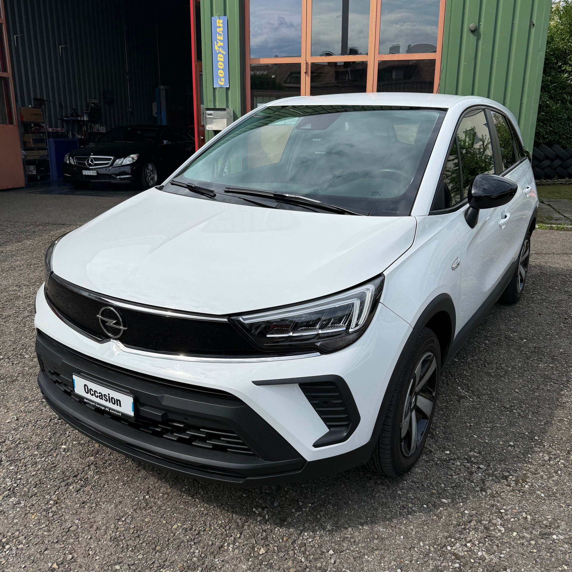 OPEL Crossland 1.2i Edition Automat-image-2