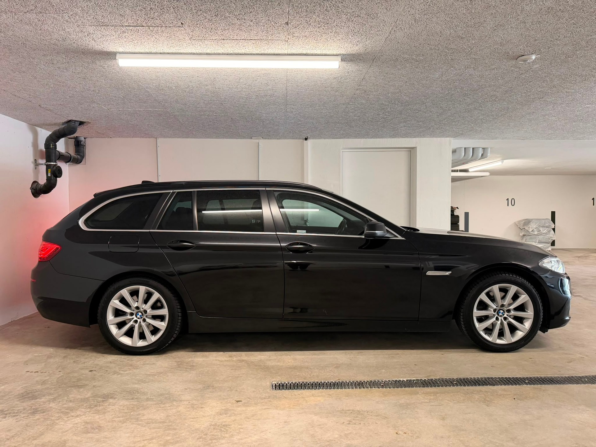 BMW 520d Touring xDrive Steptronic-image-7
