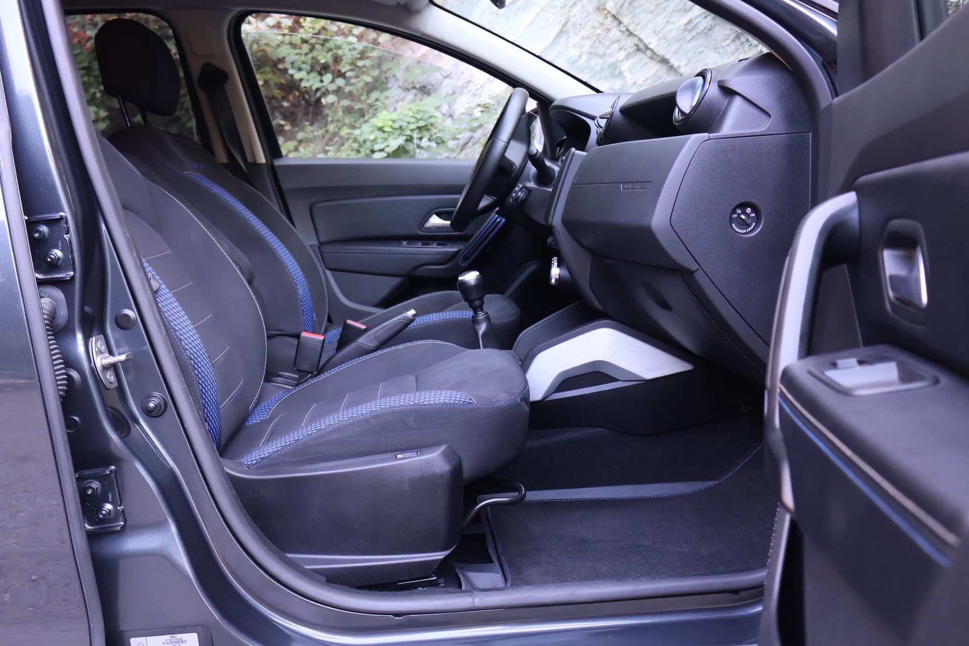 DACIA Duster dCi 115 Celebration 4x4-image-7