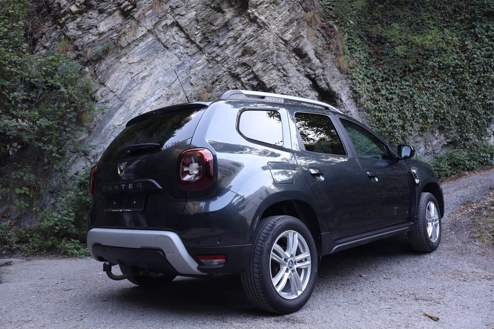 DACIA Duster dCi 115 Celebration 4x4-image-6