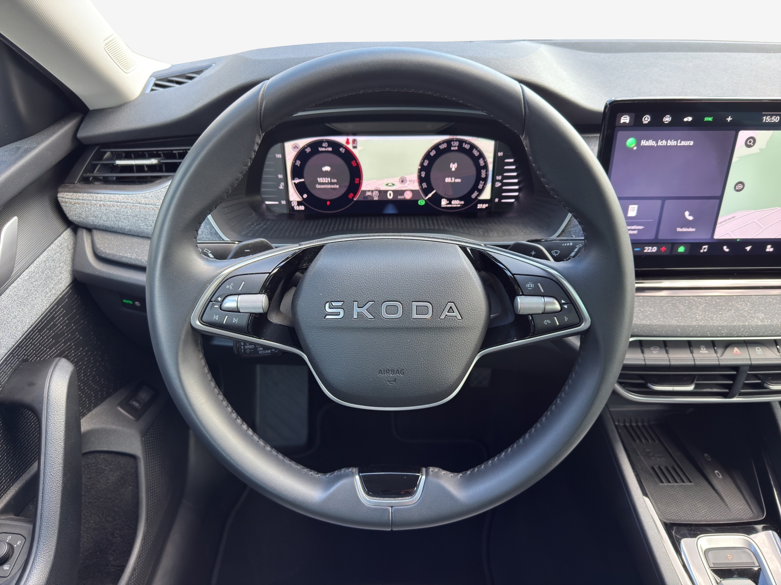 SKODA Octavia Combi 2.0 TDI DSG Selection-image-8