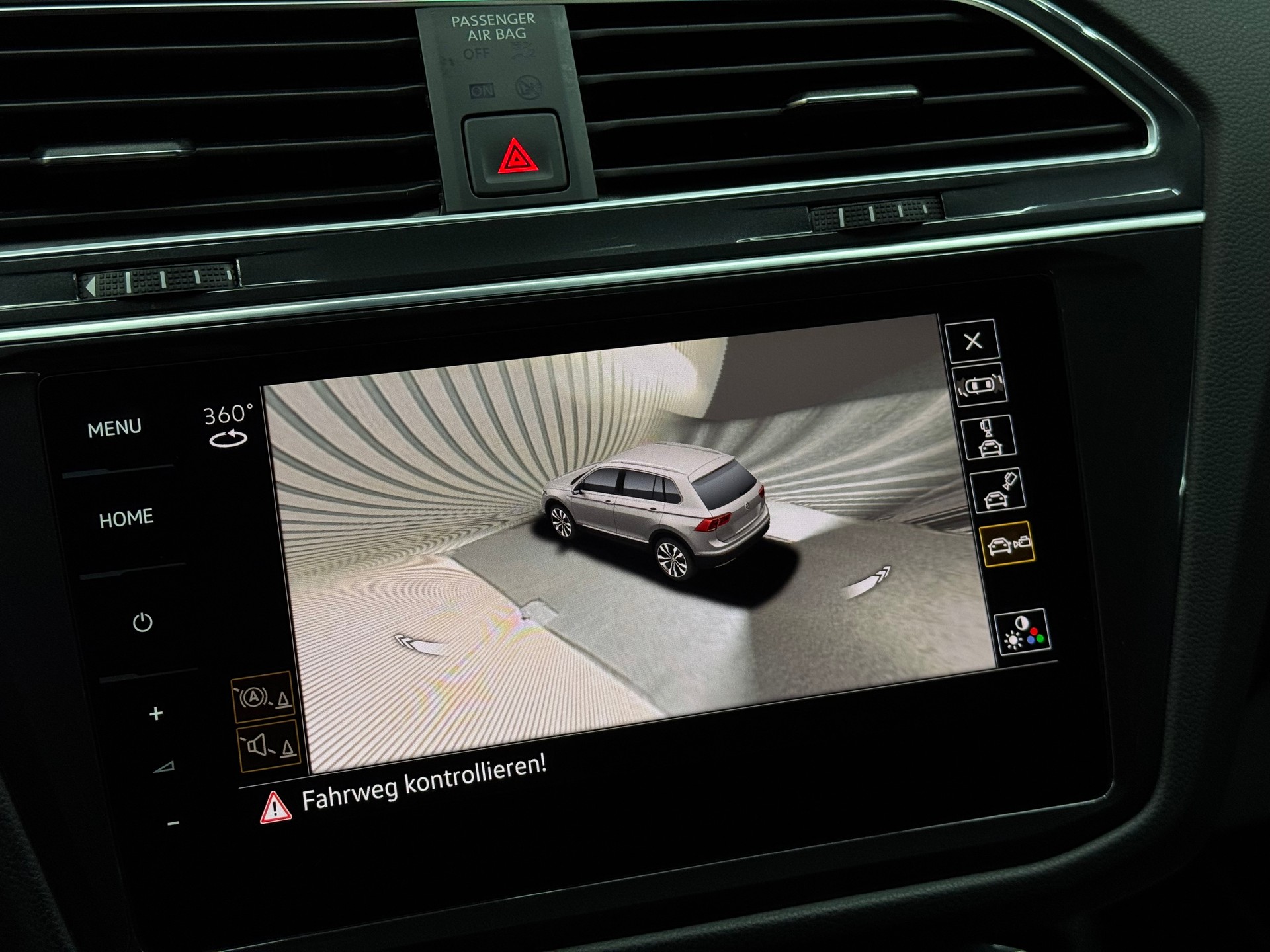 VW Tiguan 2.0 TSI R-Line DSG *ab CHF 249.-/ Monat*-image-25