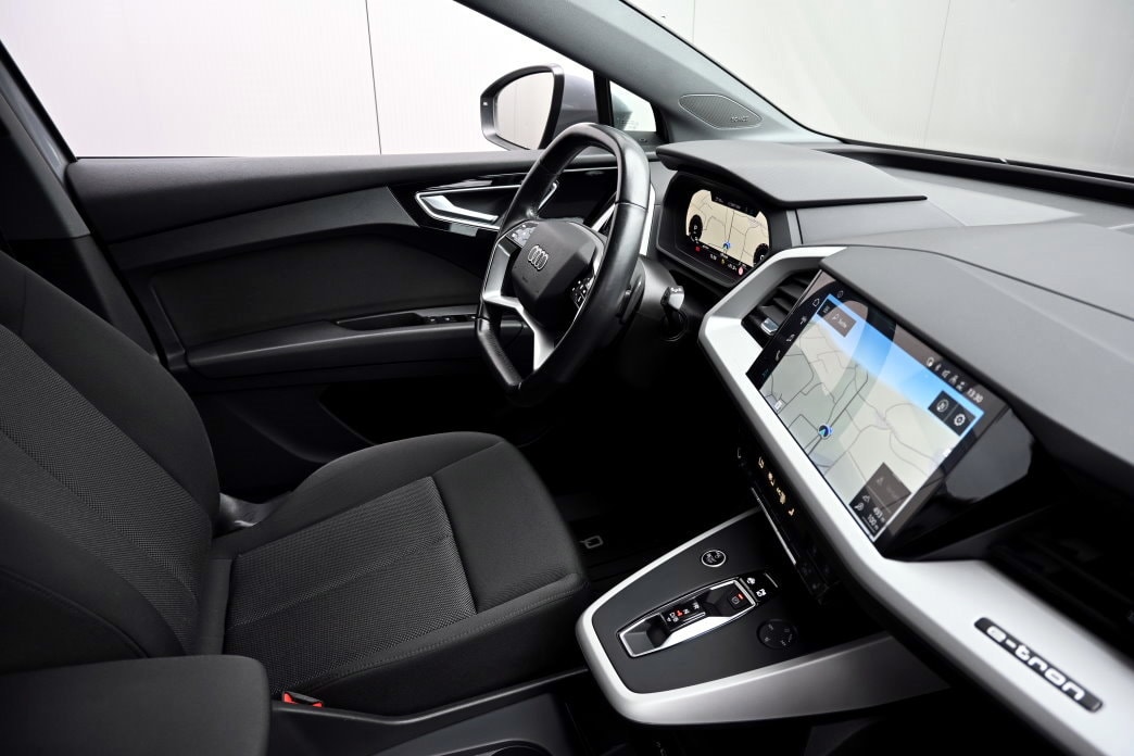 AUDI Q4 e-tron 35-image-6