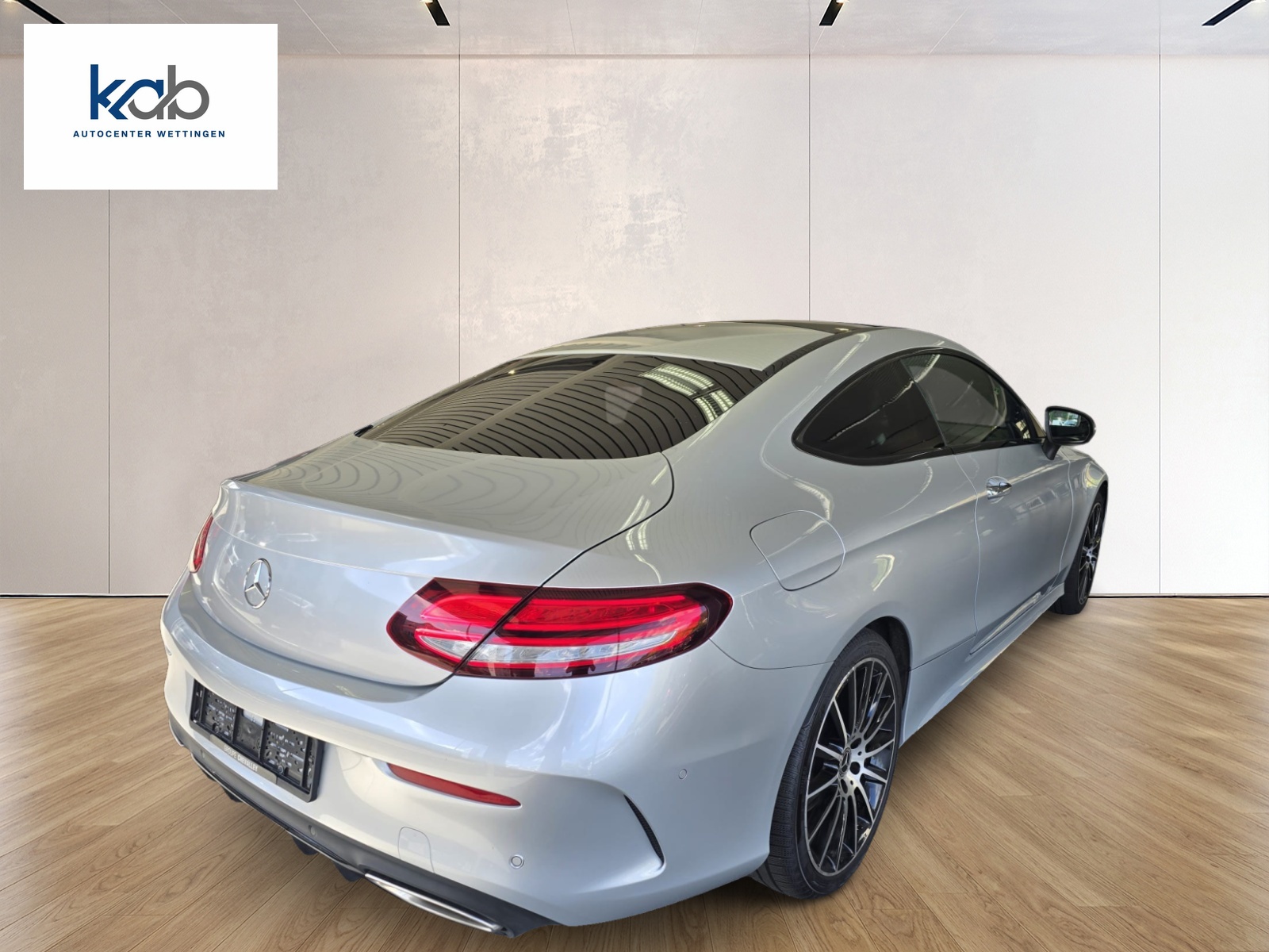 MERCEDES-BENZ C 200 4Matic AMG Line 9G-Tronic-image-5