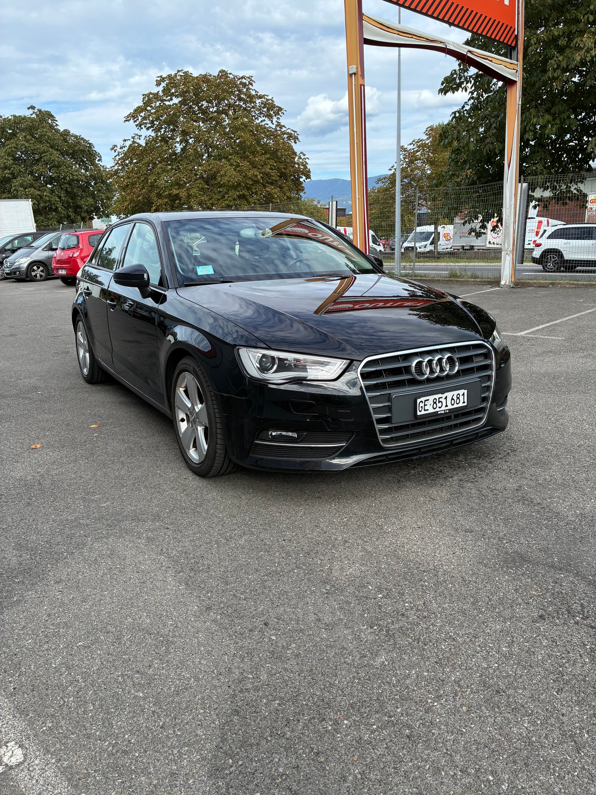 AUDI 2.0 TDI 150 Ambiente S-Tr-image-0