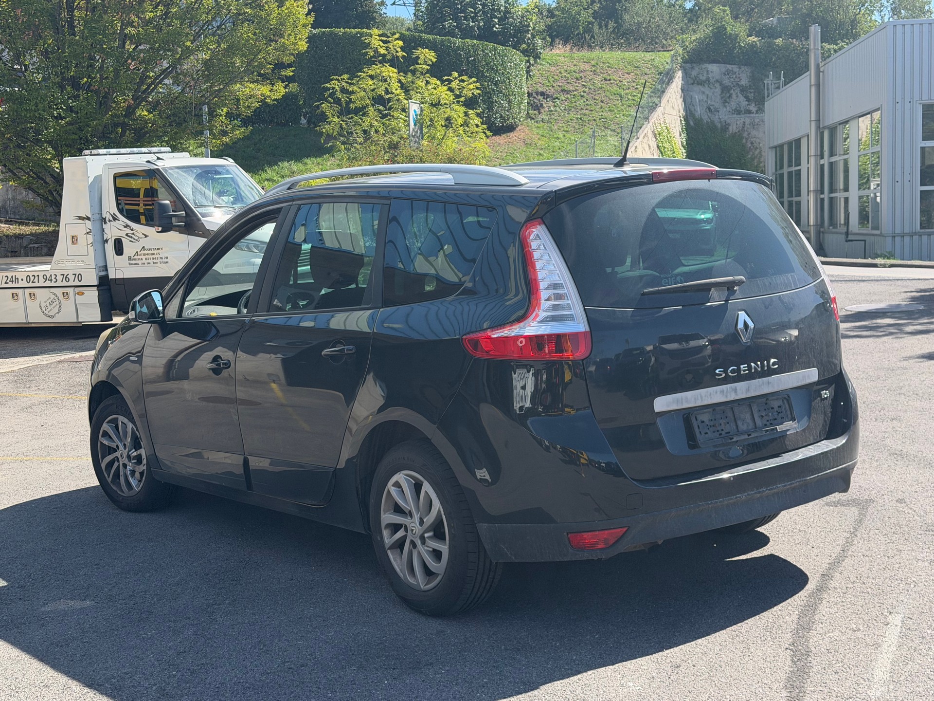 RENAULT Grand Scénic 1.2 16V Turbo Limited-image-8