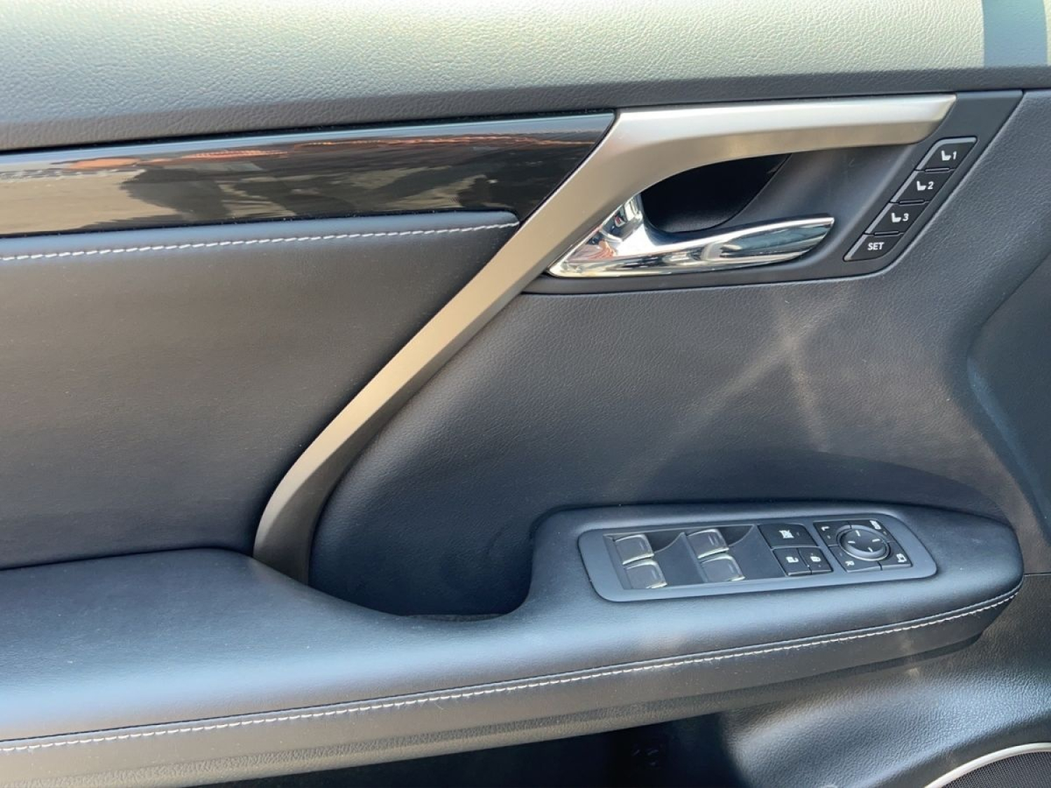 LEXUS RX 450h X-image-13