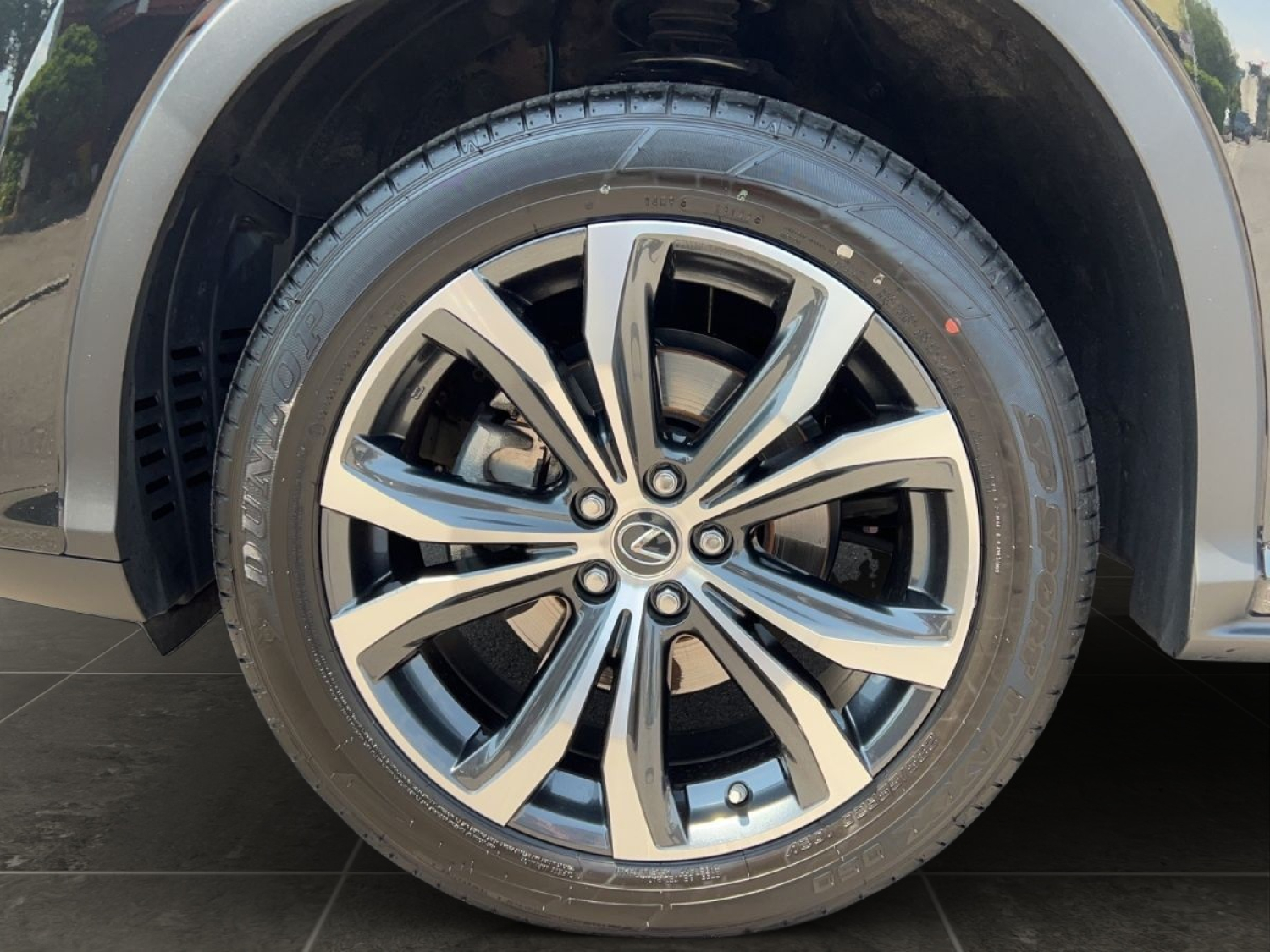 LEXUS RX 450h X-image-15