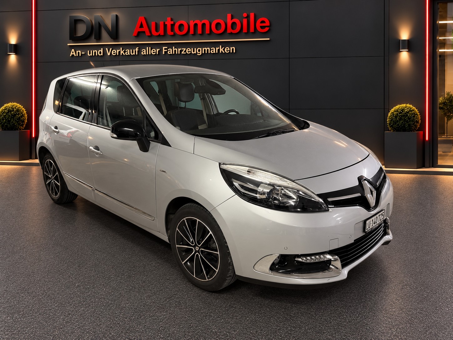 RENAULT Scénic 1.6 dCi Bose-image-1