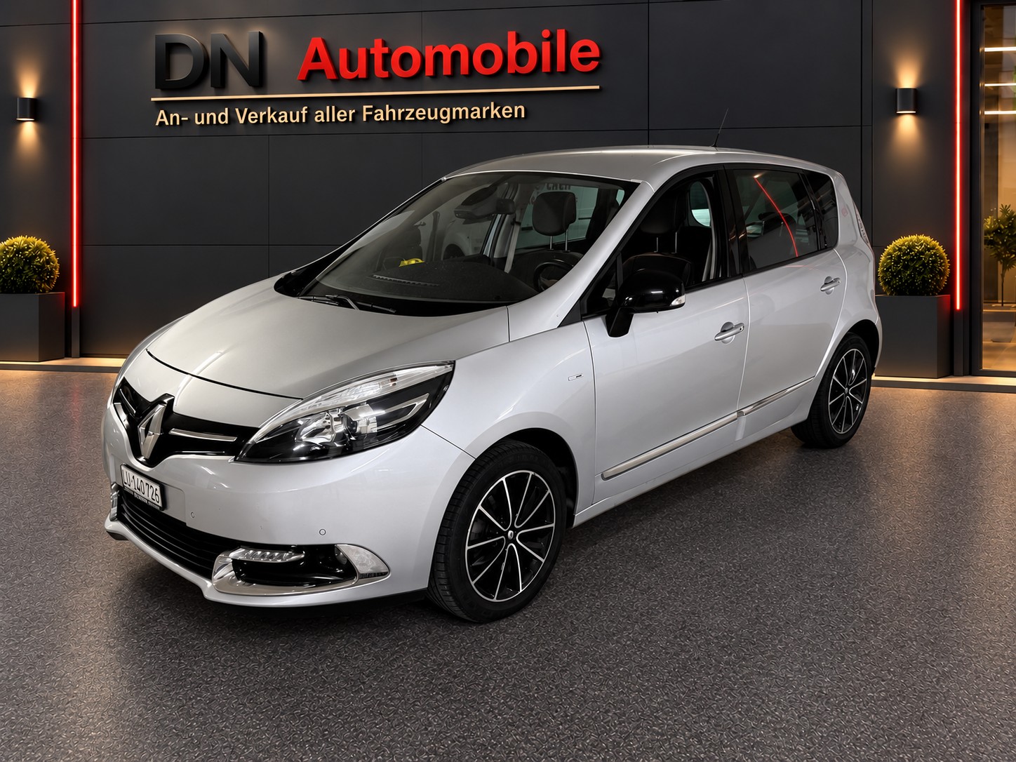 RENAULT Scénic 1.6 dCi Bose-image-0
