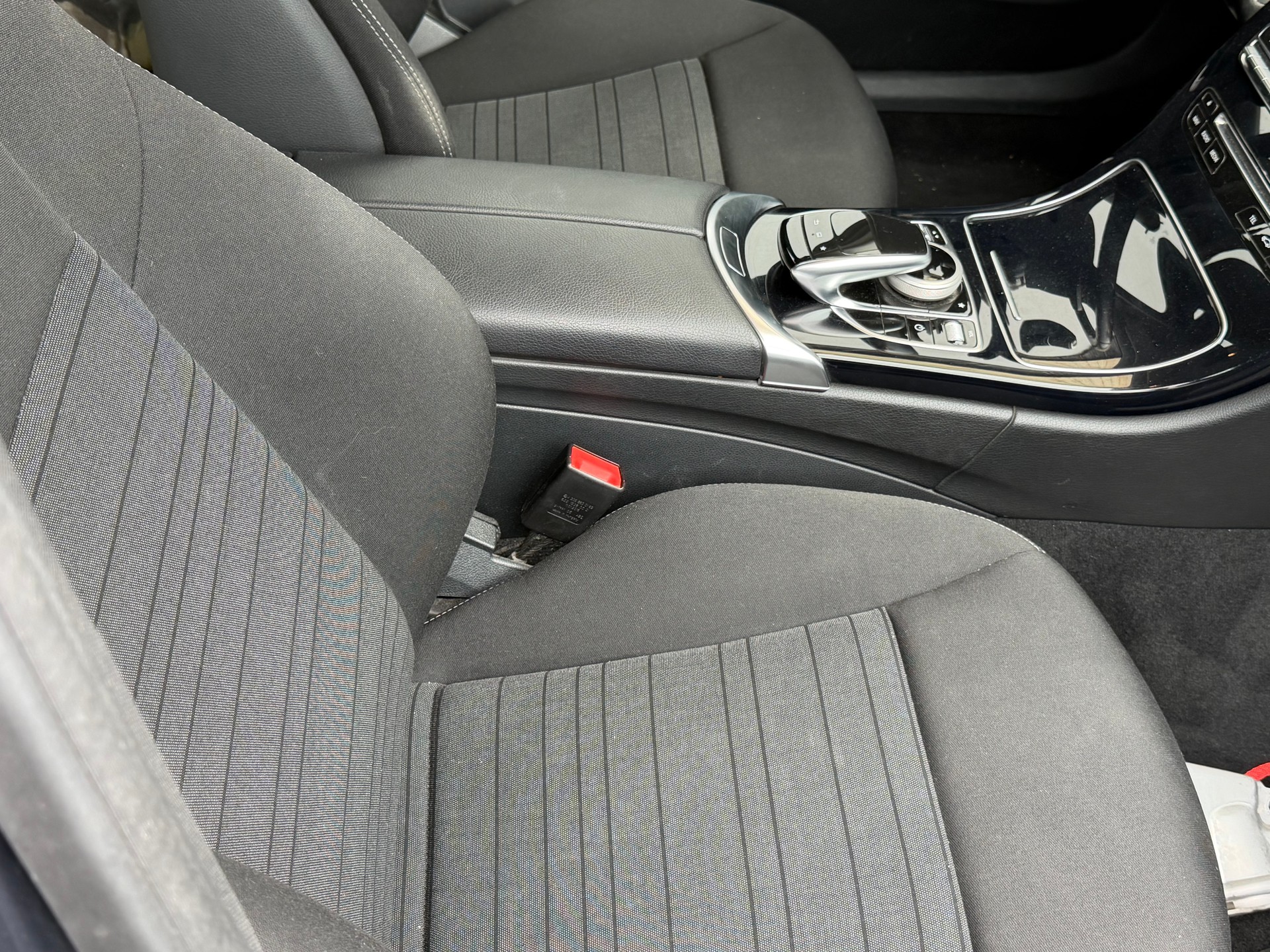 MERCEDES-BENZ C 180 BlueTEC 7G-Tronic-image-8