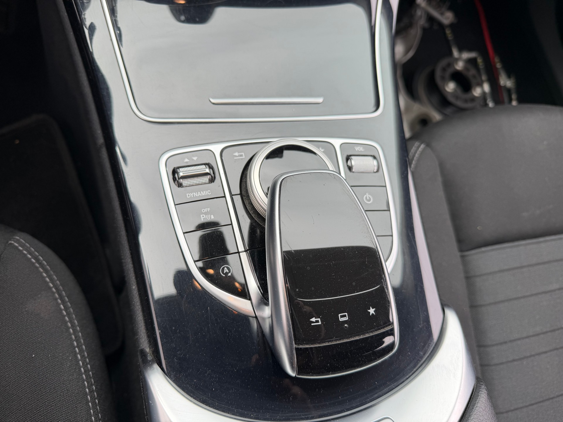 MERCEDES-BENZ C 180 BlueTEC 7G-Tronic-image-6