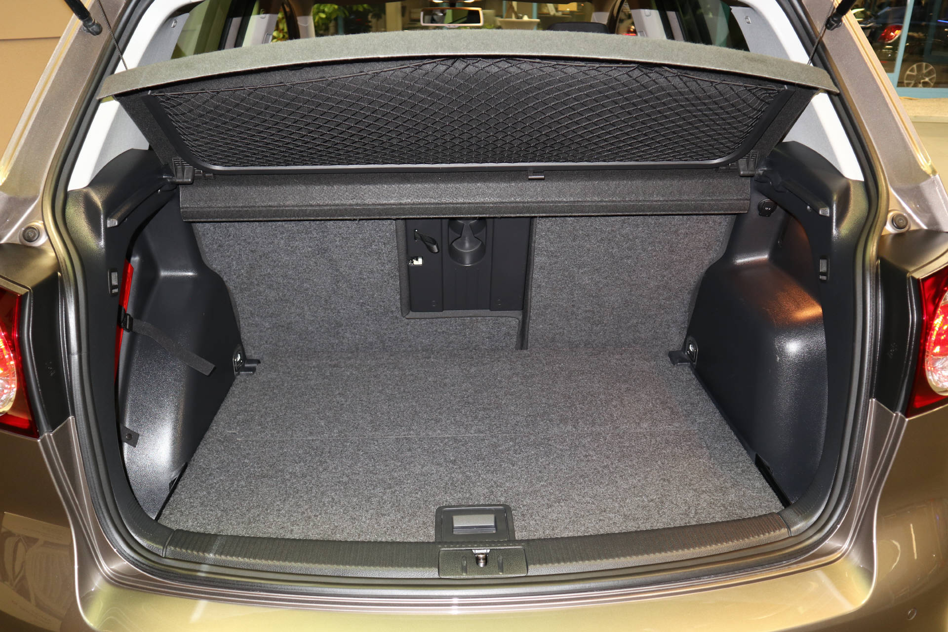 VW Golf Plus 1.4 TSI 122 Comfortline DSG-image-9