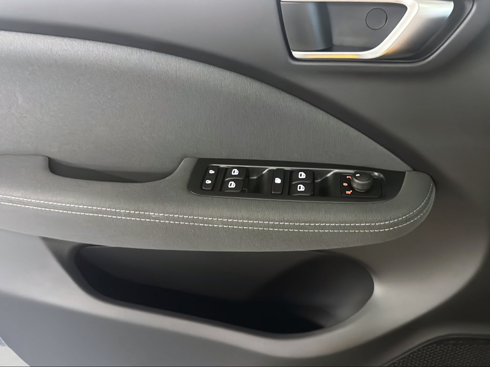 LEAPMOTOR T03 37kWh-image-17