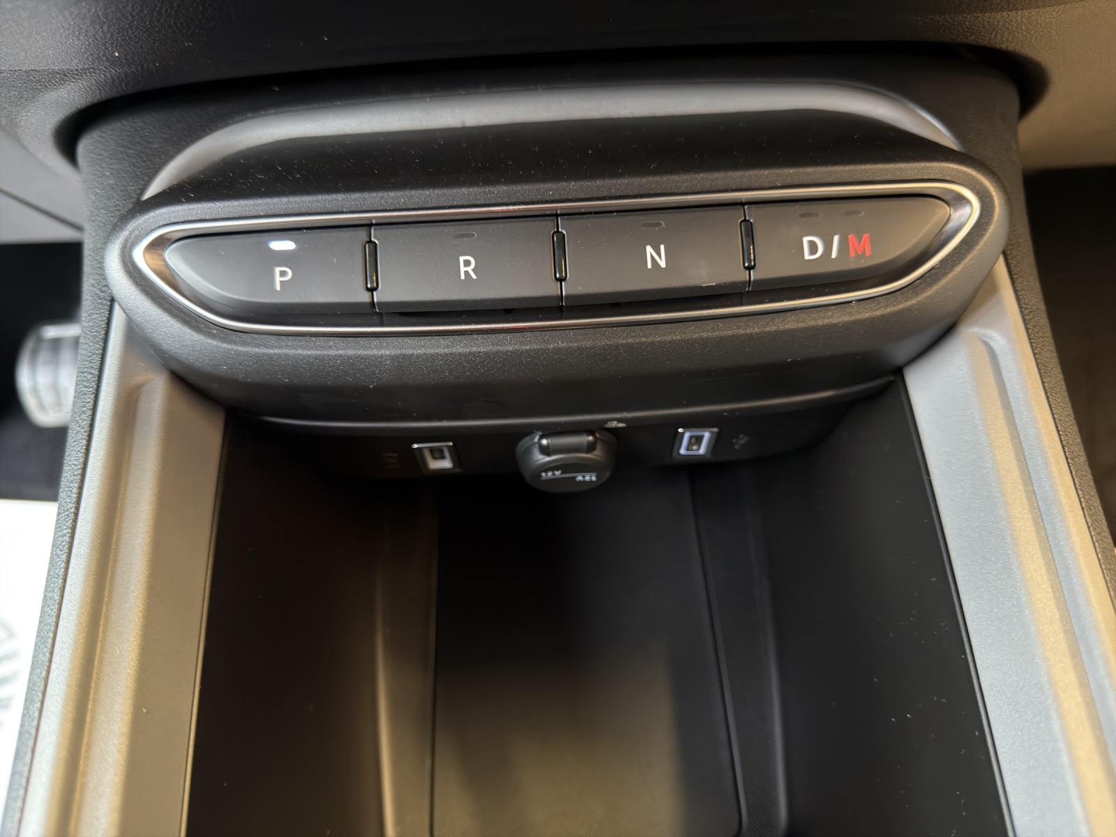 JEEP Avenger 1.2 Turbo MHEV Longitude-image-15
