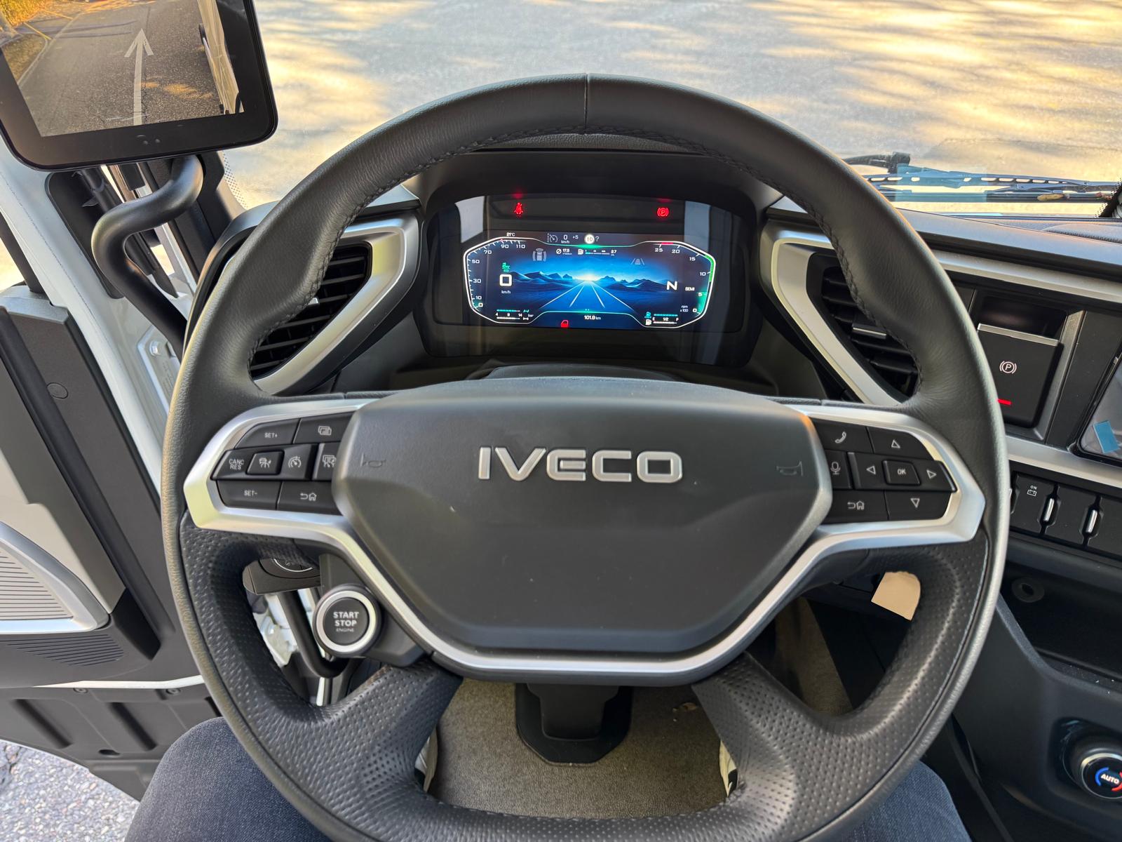IVECO S-Way 440S50T/FP-image-6