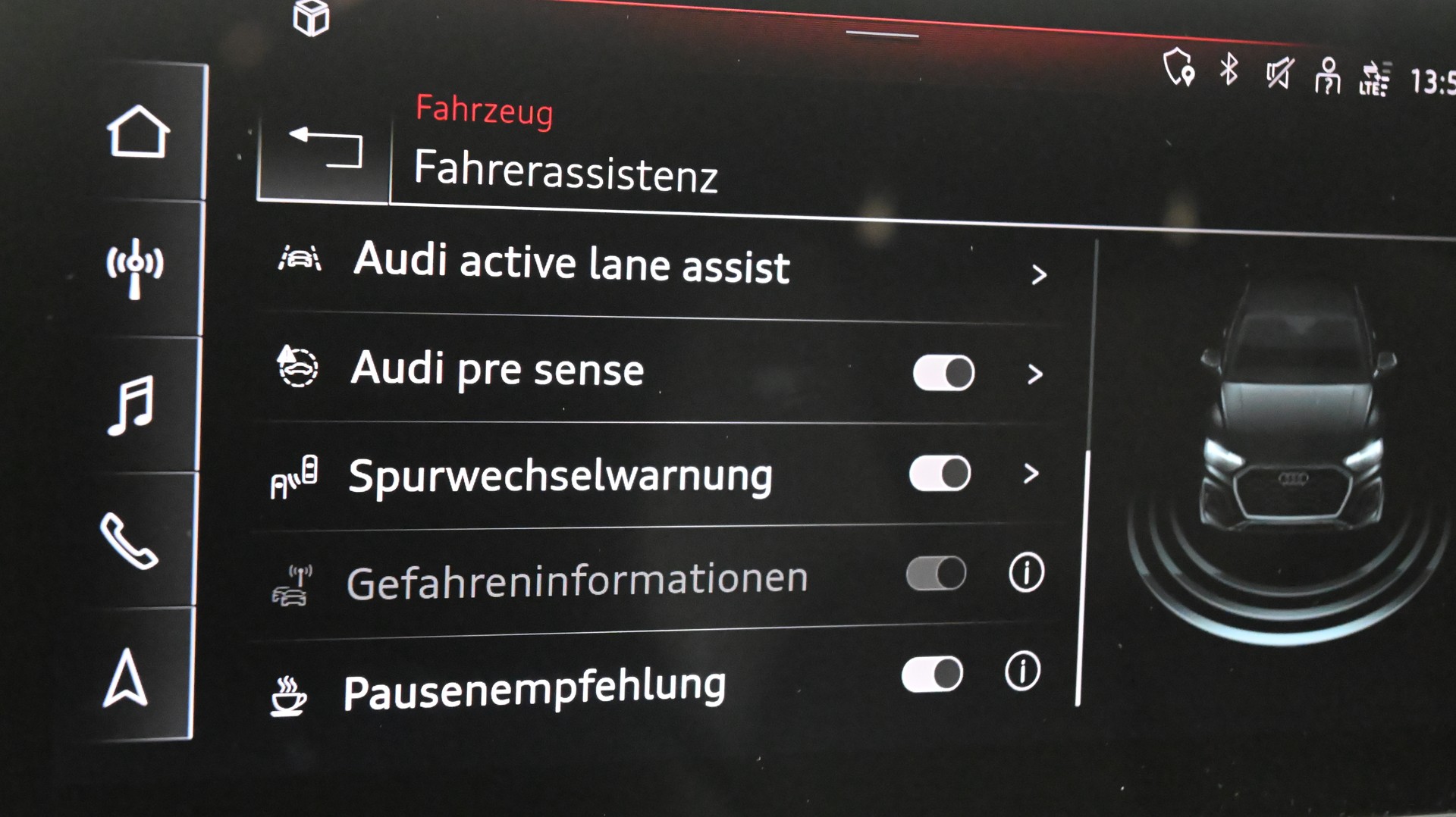 AUDI Q5 50 TFSI e PHEV S line quattro S-tronic-image-12