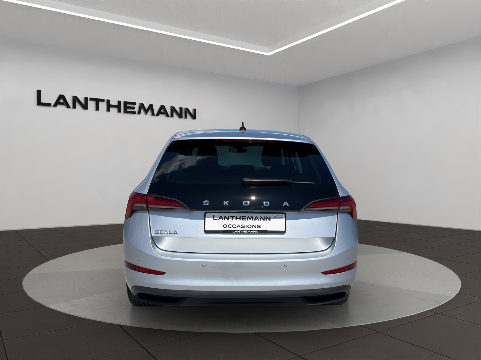 SKODA Scala 1.0 TSI Tour DSG-image-3