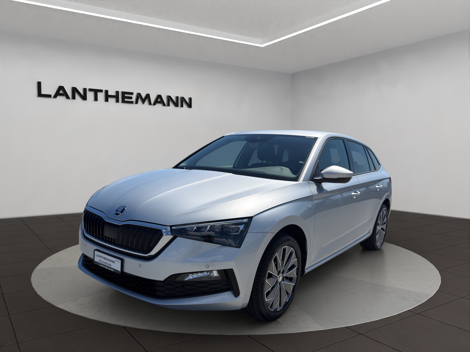 SKODA Scala 1.0 TSI Tour DSG-image-0