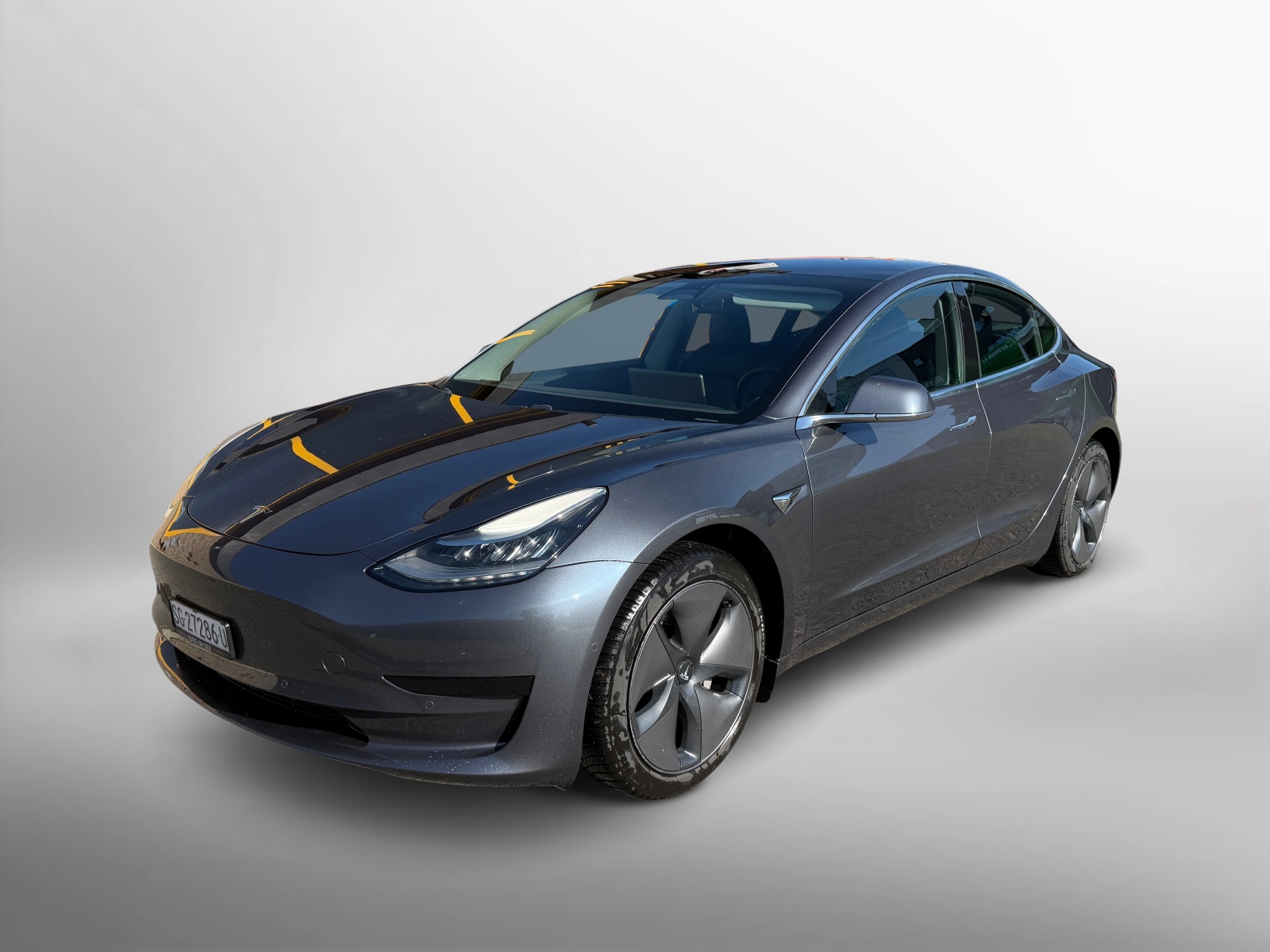 TESLA Model 3-image-0