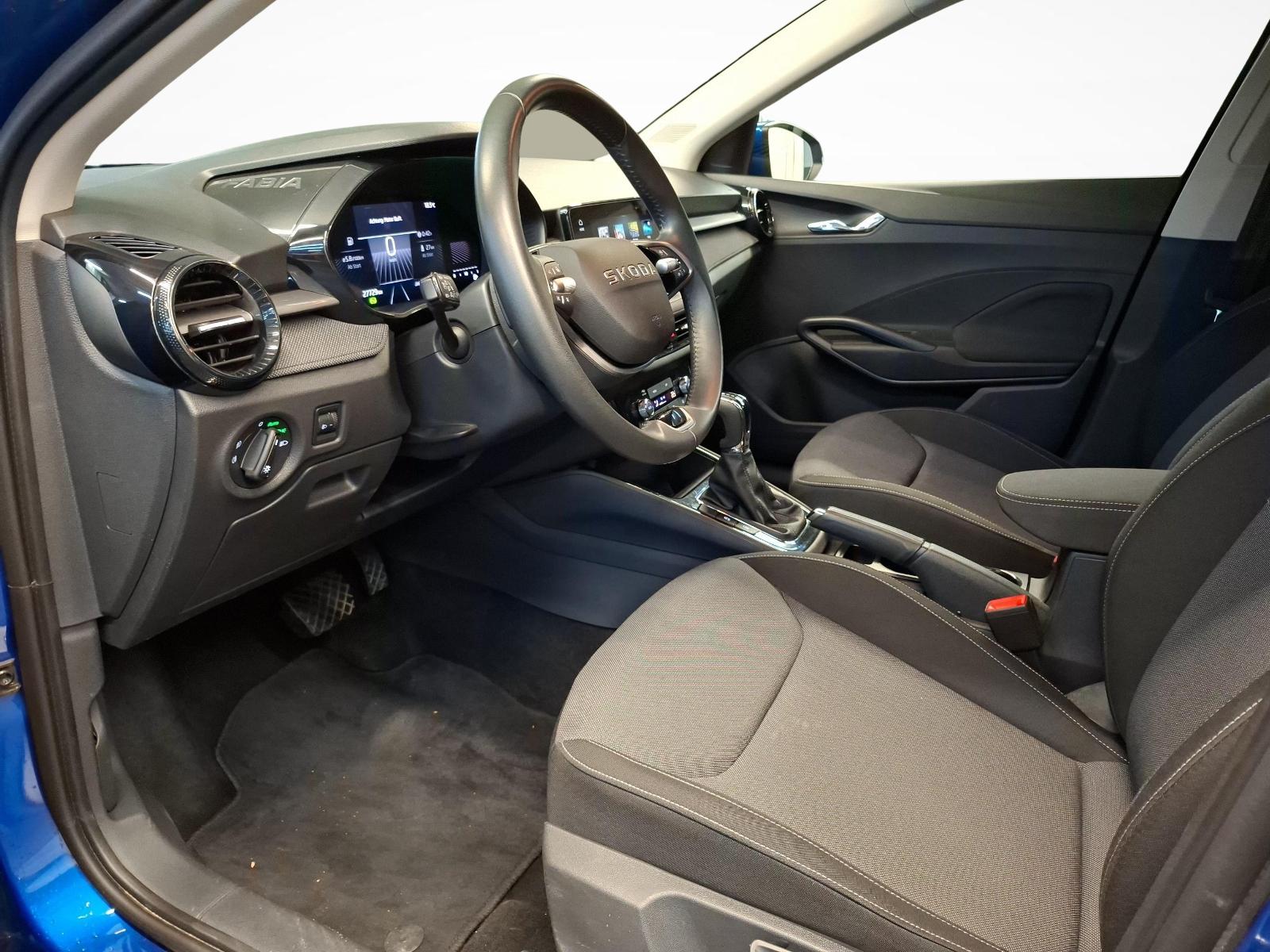 SKODA Fabia 1.0 TSI Selection DSG-image-17