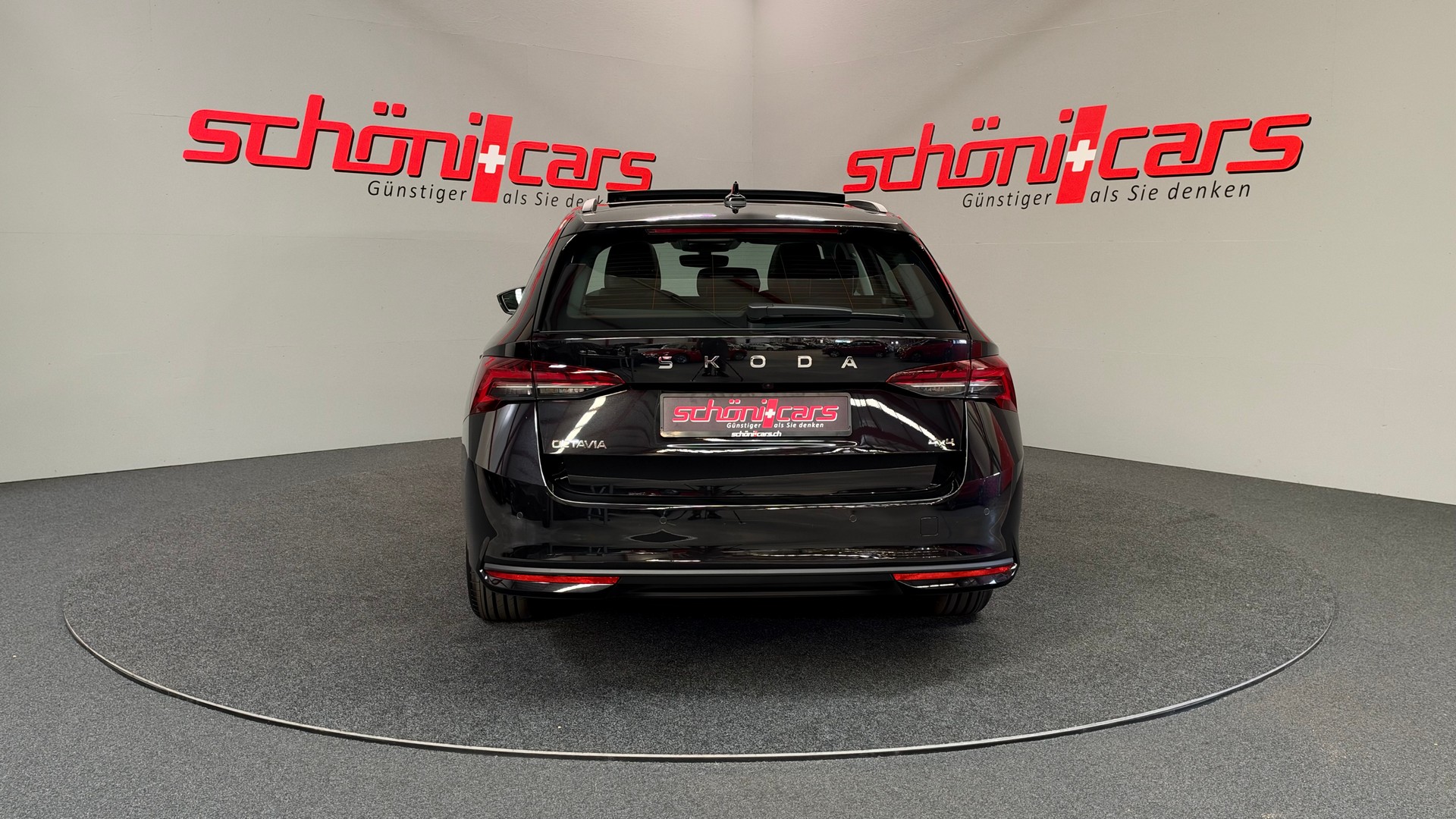 SKODA Octavia Combi 2.0 TSI DSG Selection 4x4-image-4