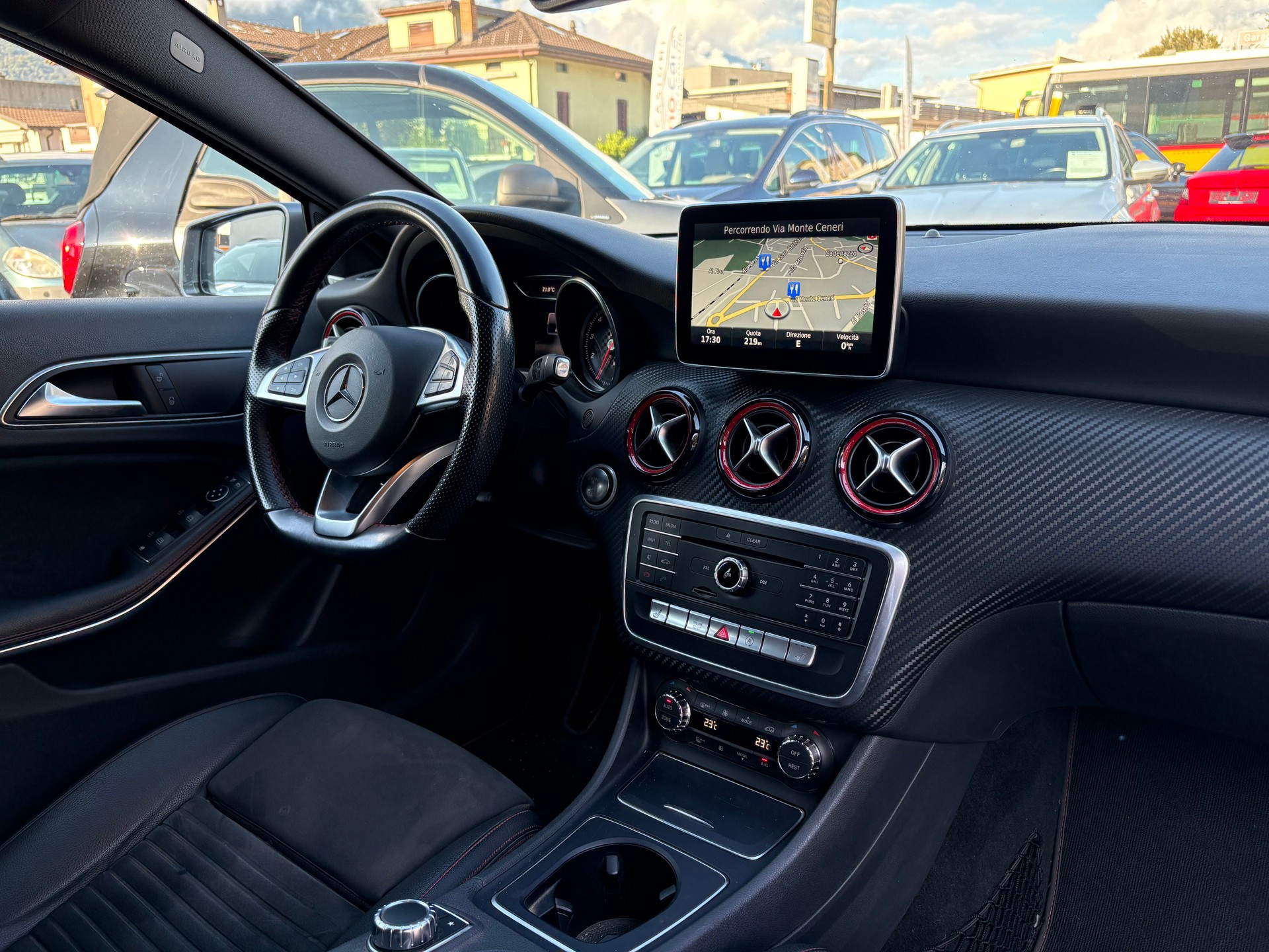 MERCEDES-BENZ A 250 Sport 4Matic 7G-DCT-image-9
