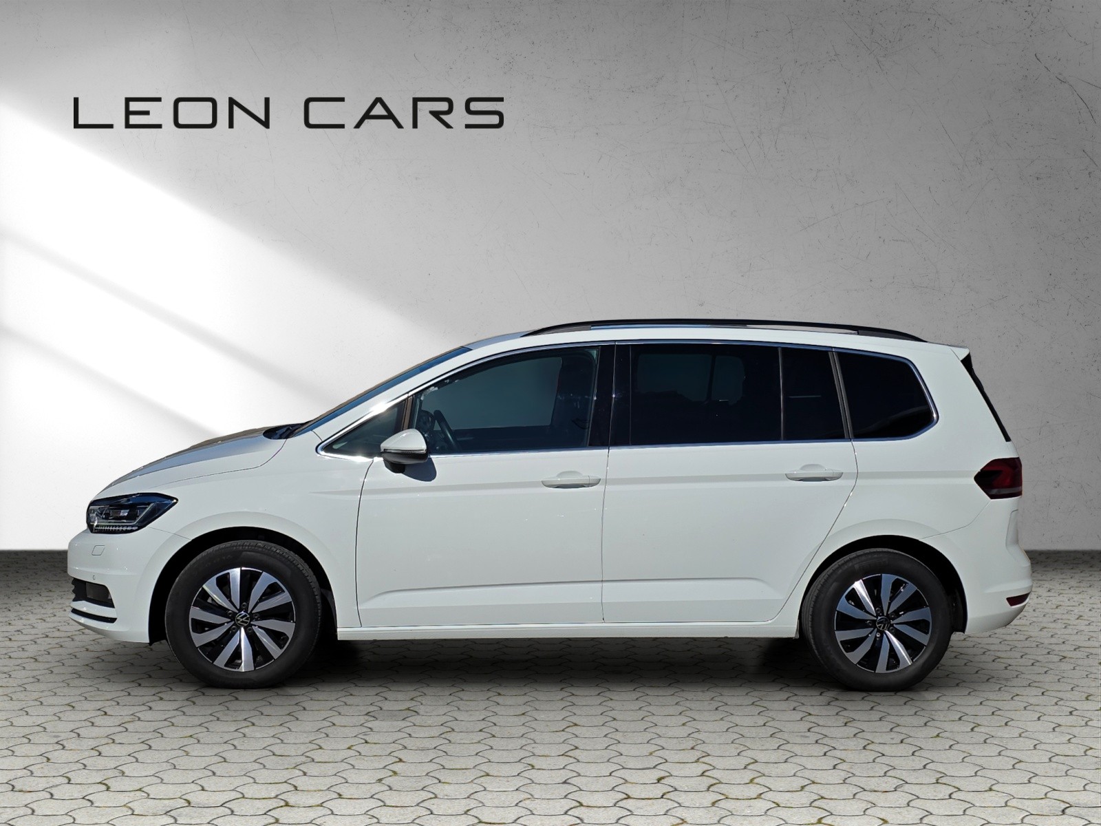 VW Touran 2.0 TDI BlueMotion Technology Comfortline DSG-image-7
