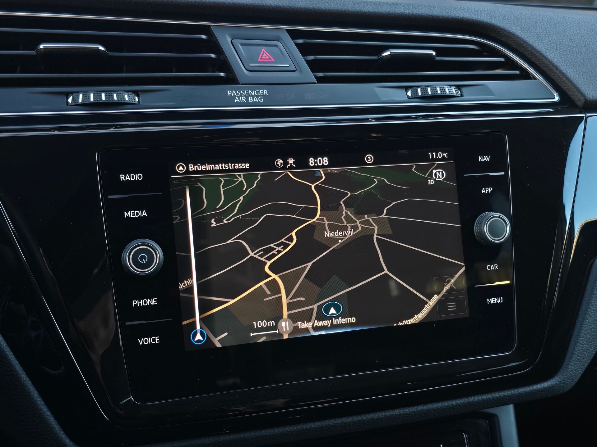 VW Touran 2.0 TDI BlueMotion Technology Comfortline DSG-image-24