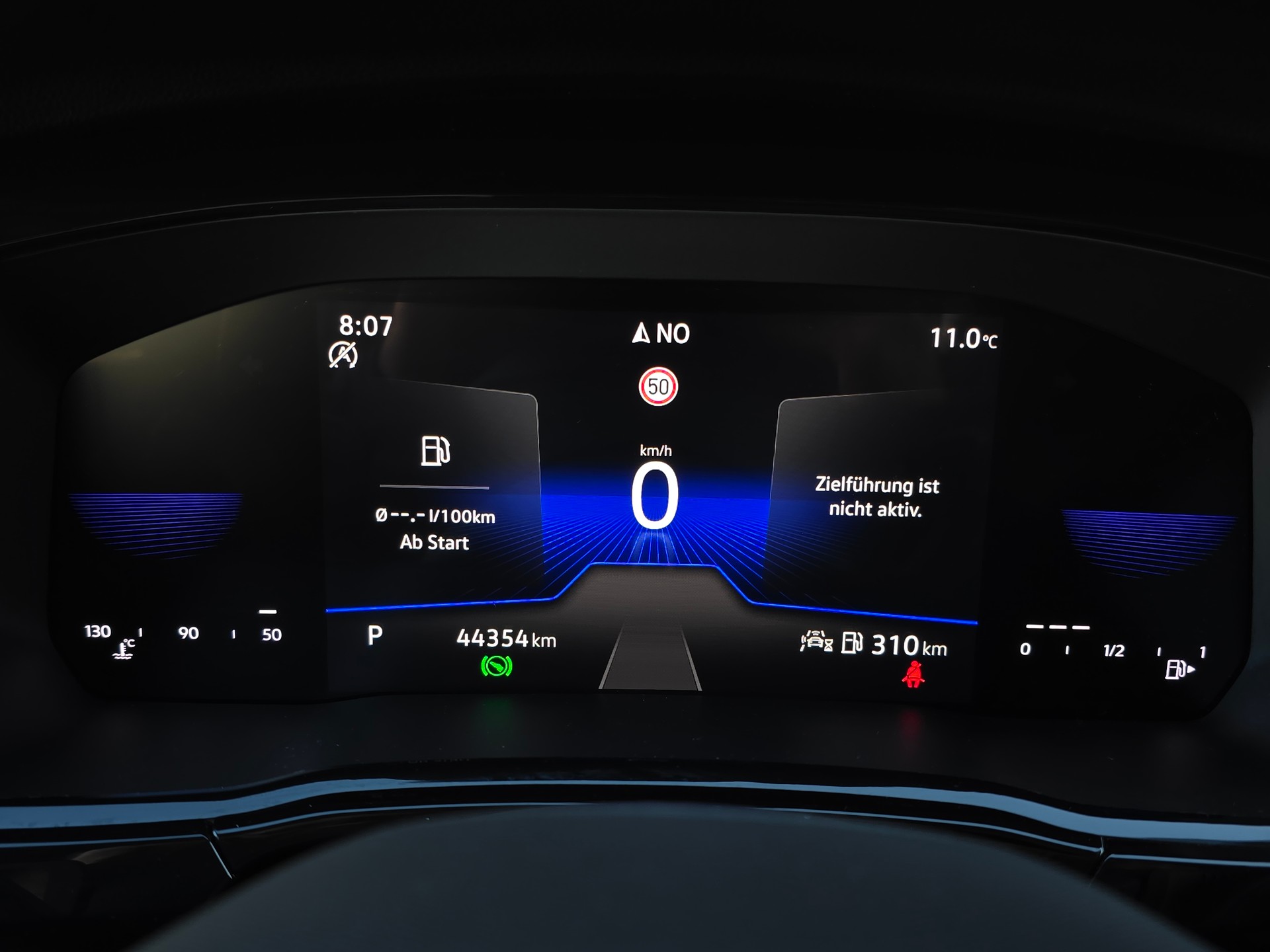 VW Touran 2.0 TDI BlueMotion Technology Comfortline DSG-image-19