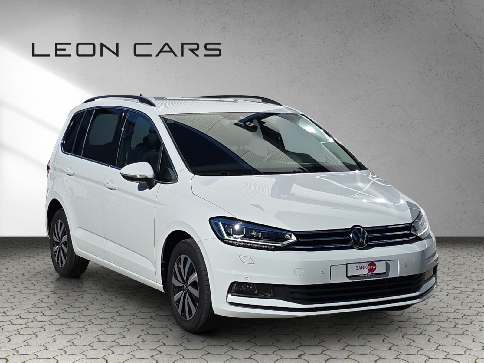 VW Touran 2.0 TDI BlueMotion Technology Comfortline DSG-image-2