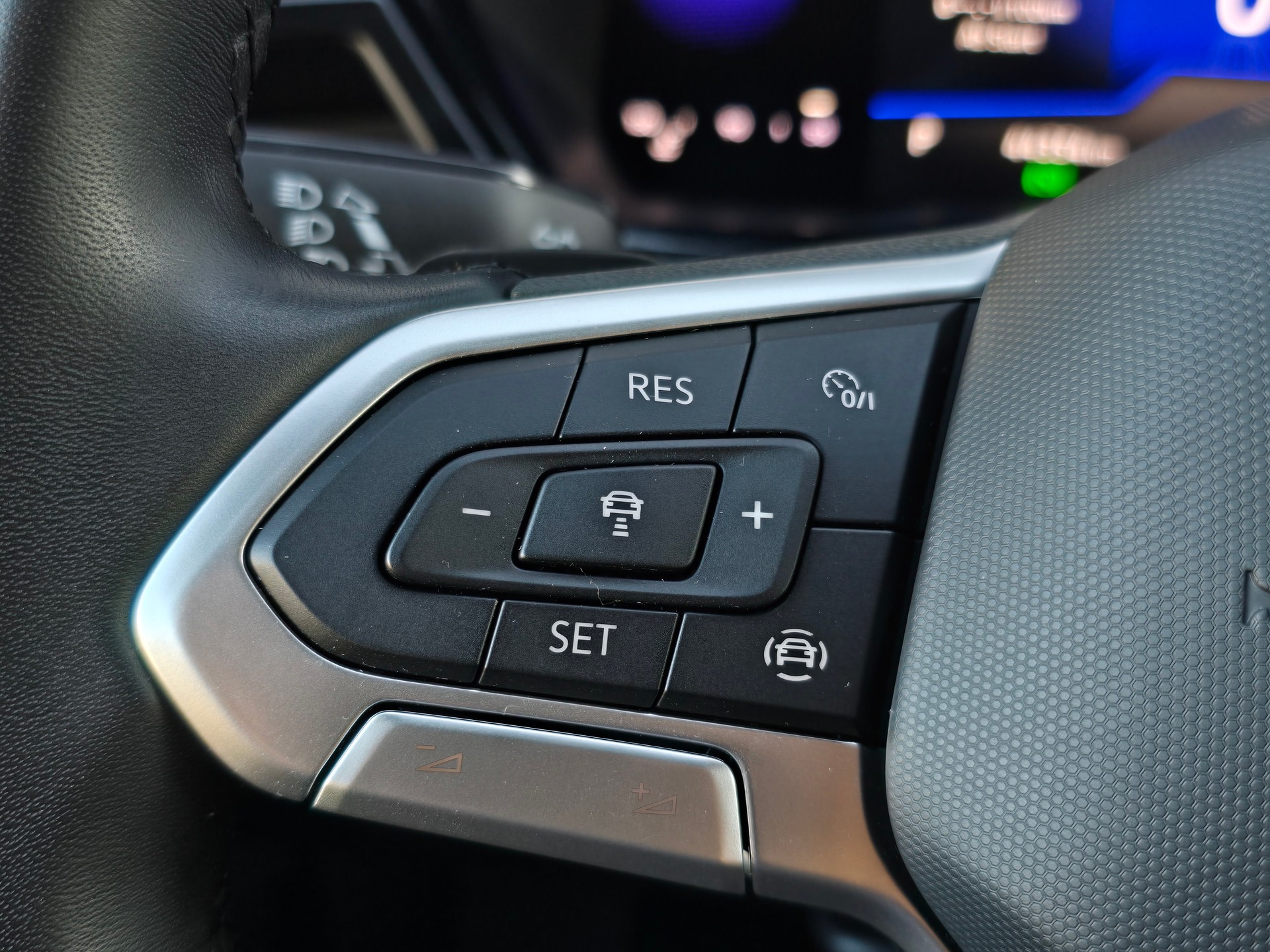 VW Touran 2.0 TDI BlueMotion Technology Comfortline DSG-image-28