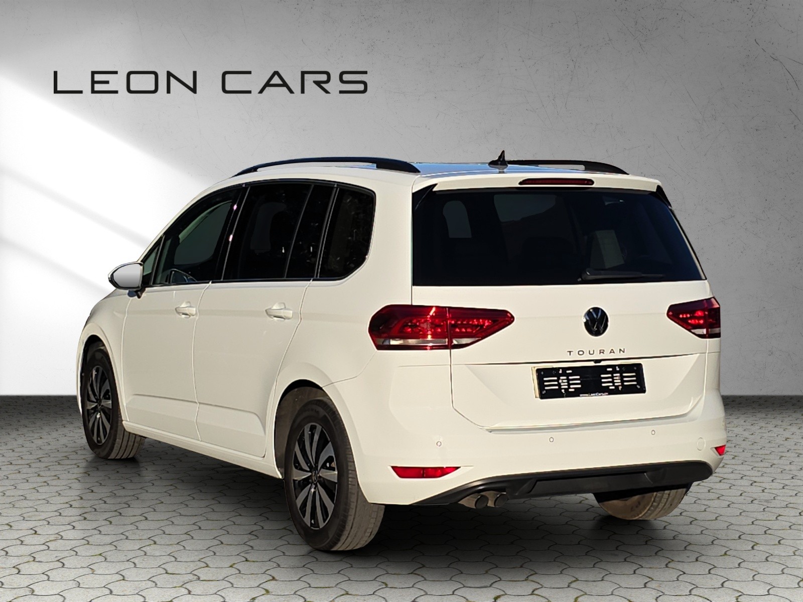 VW Touran 2.0 TDI BlueMotion Technology Comfortline DSG-image-6