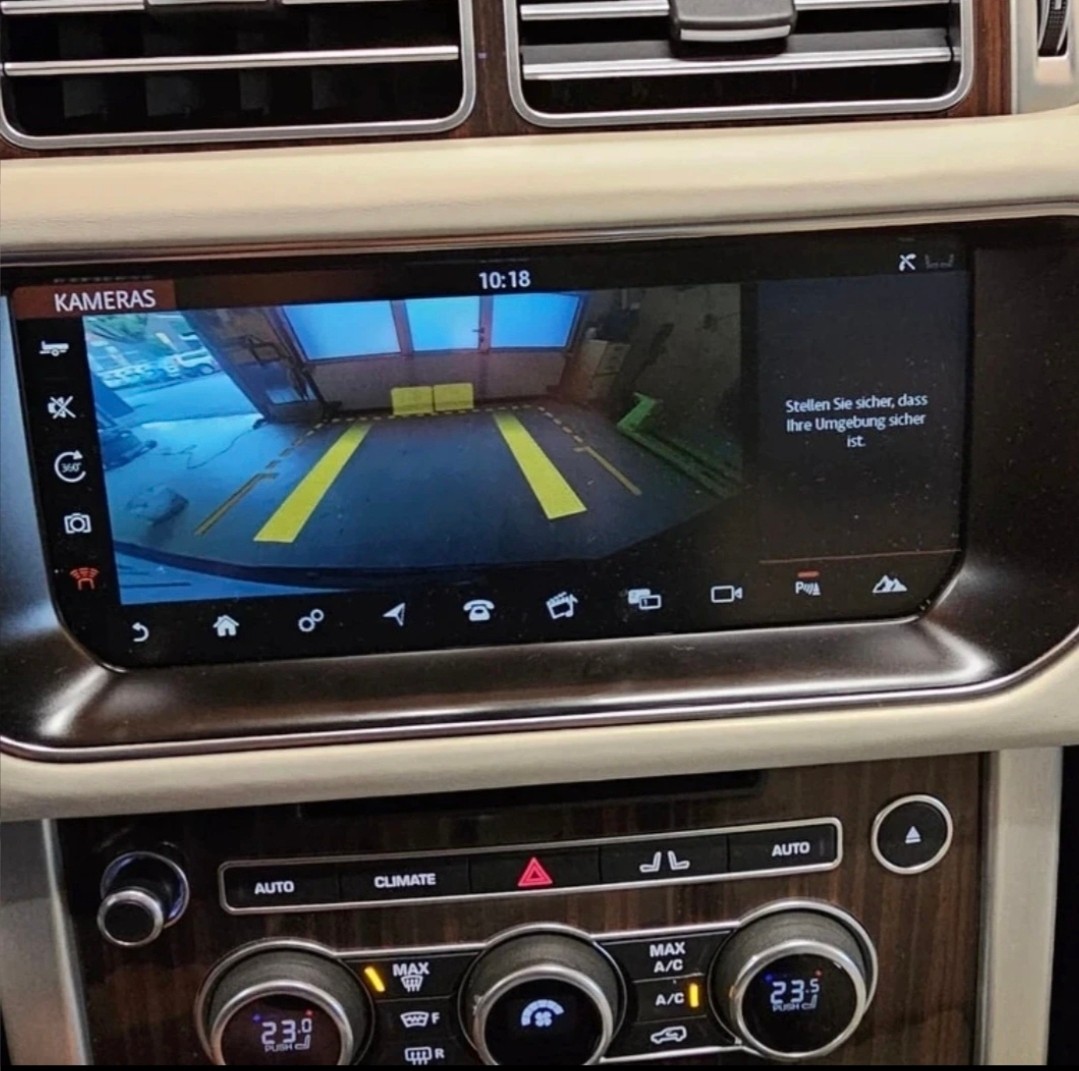LAND ROVER Range Rover 4.4 SDV8 Vogue Automatic-image-13