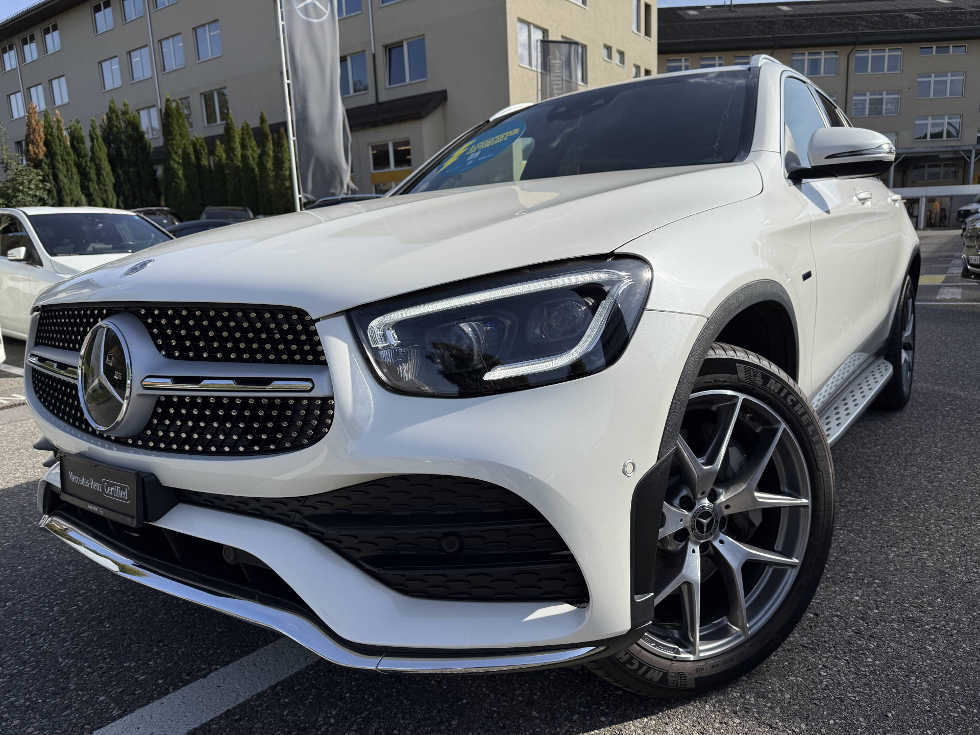 MERCEDES-BENZ GLC 300 de AMG Line 4m-image-10