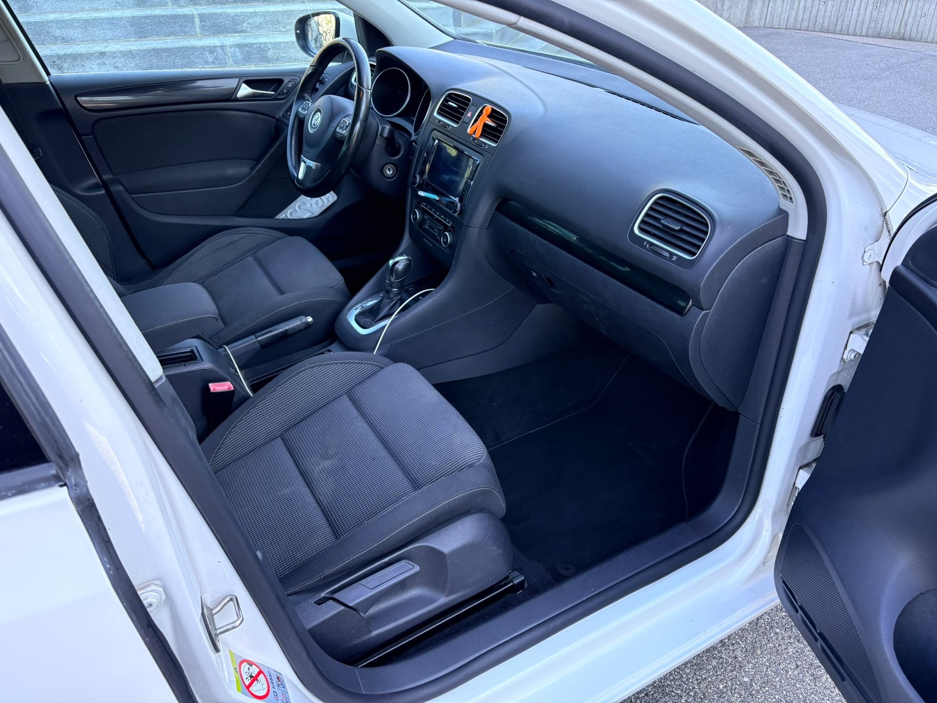 VW Golf 1.2 TSI BlueMotion Technology Comfortline DSG-image-7