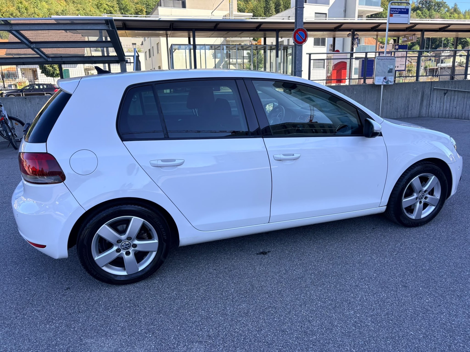 VW Golf 1.2 TSI BlueMotion Technology Comfortline DSG-image-2