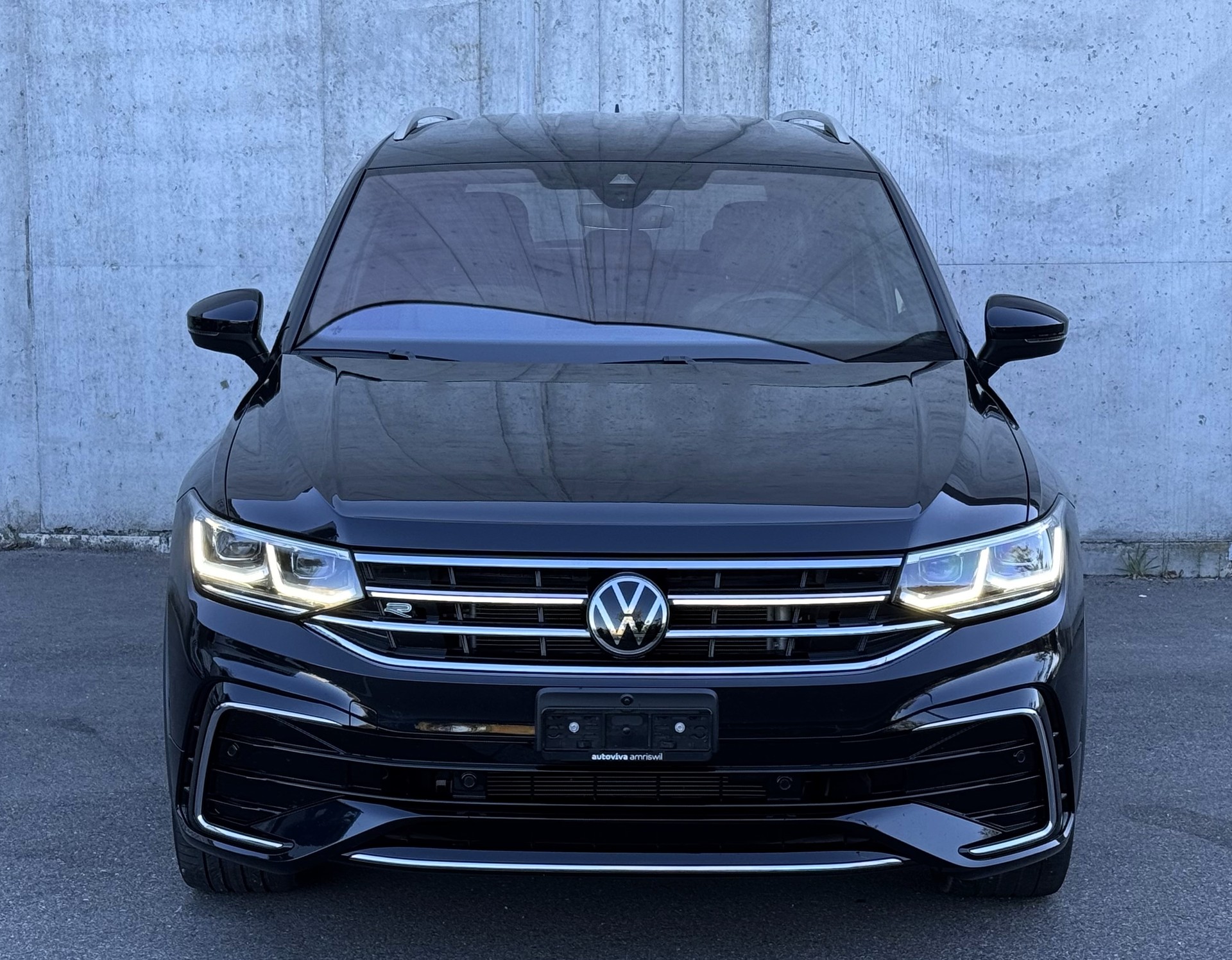 VW Tiguan Allspace 2.0TSI R-Line 4Motion DSG Herstellergarantie | gepflegt | CH FZ-image-10