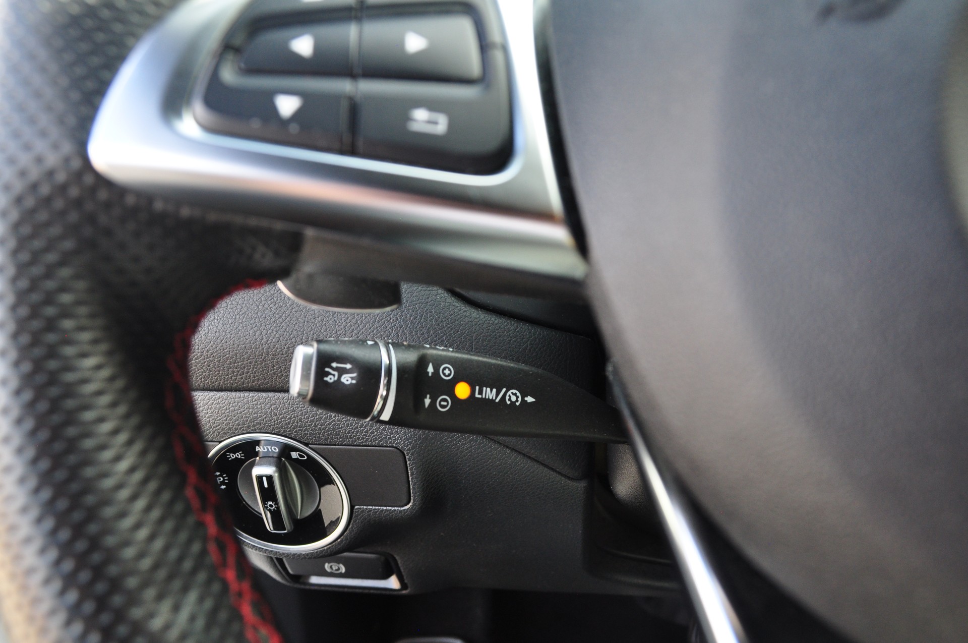 MERCEDES-BENZ CLA 45 AMG 4Matic Shooting Brake-image-15