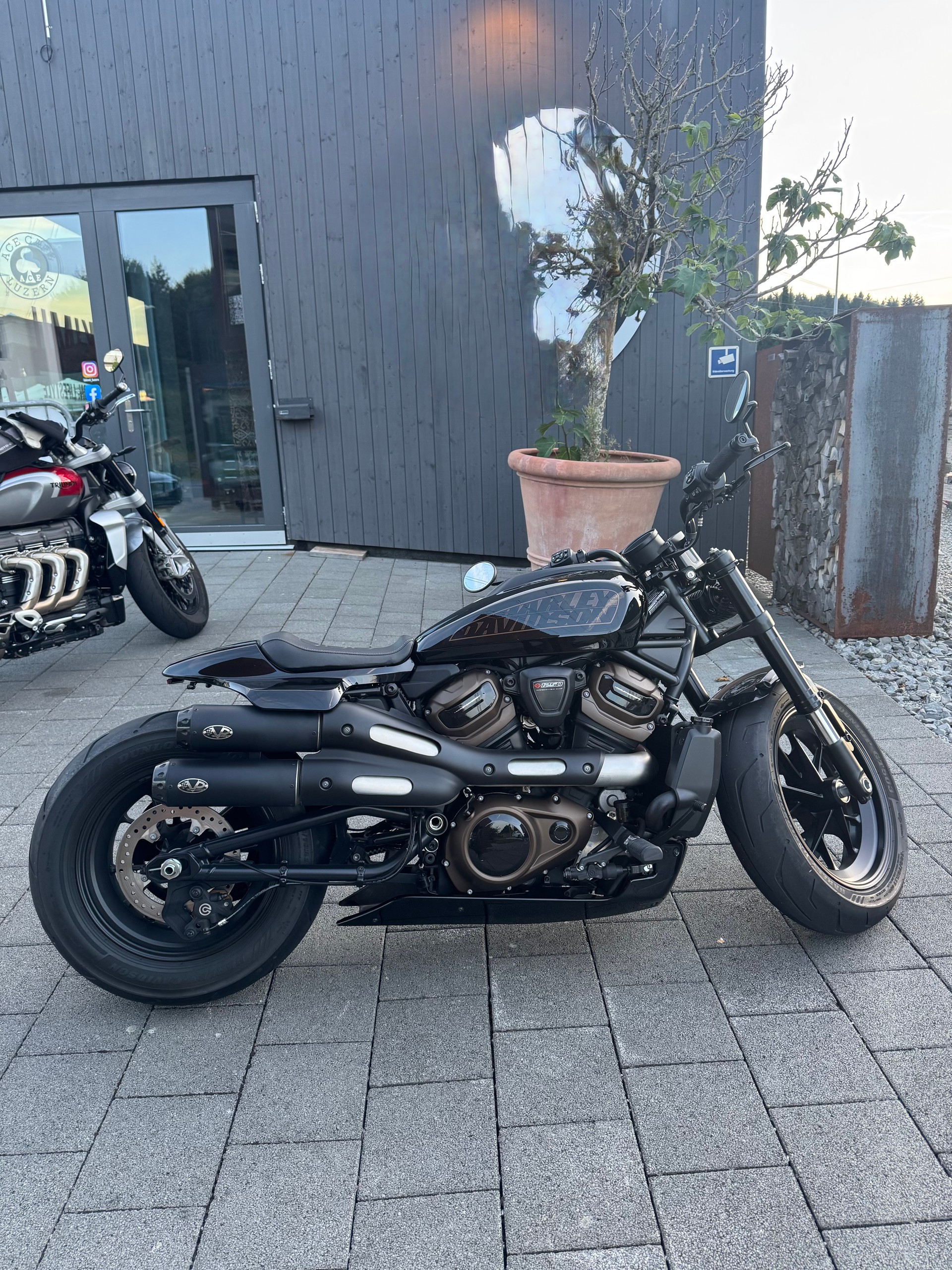 HARLEY-DAVIDSON RH 1250 Sportster S