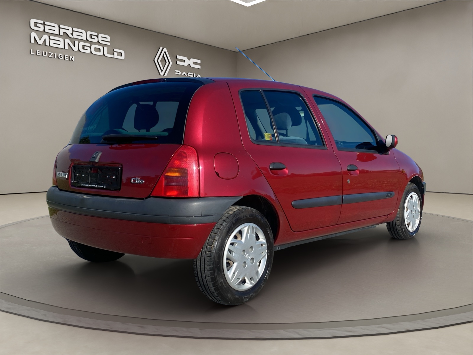 RENAULT Clio 1.6 RT-image-4
