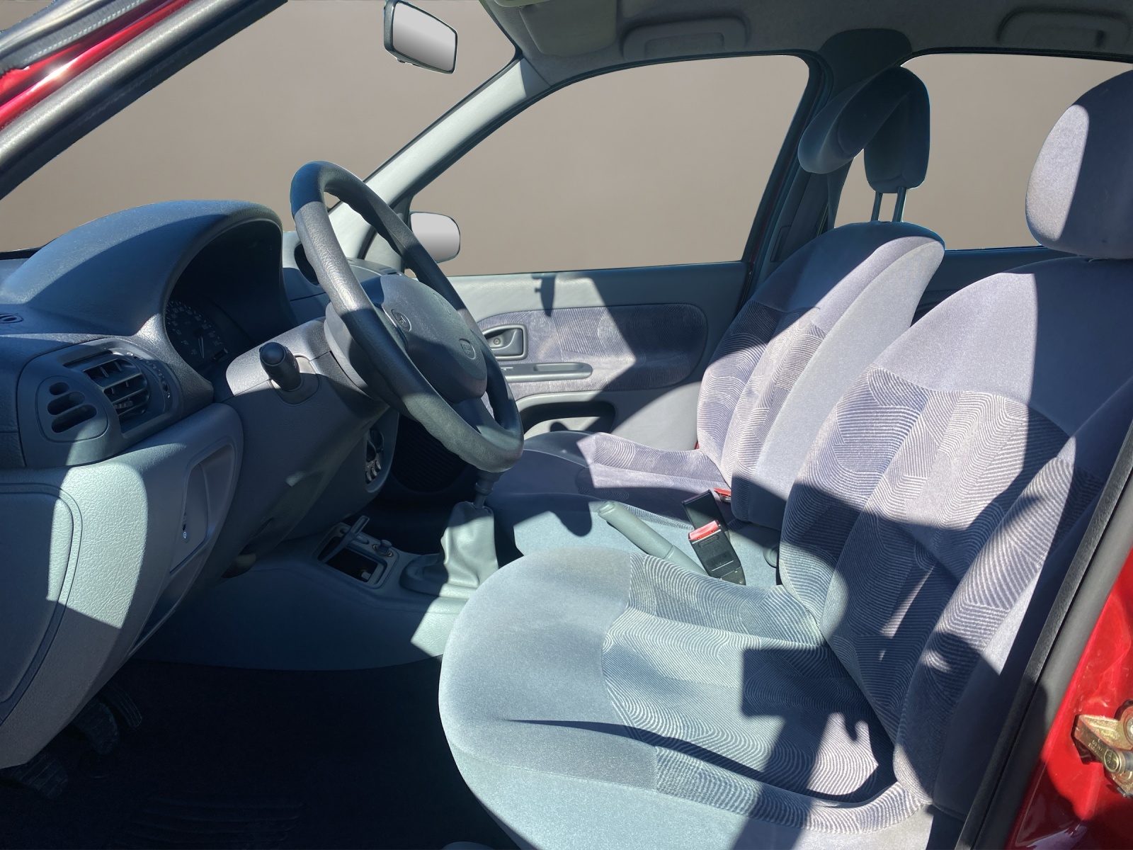 RENAULT Clio 1.6 RT-image-8